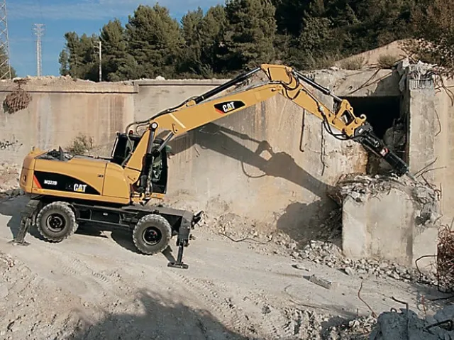 M322D MH Cat