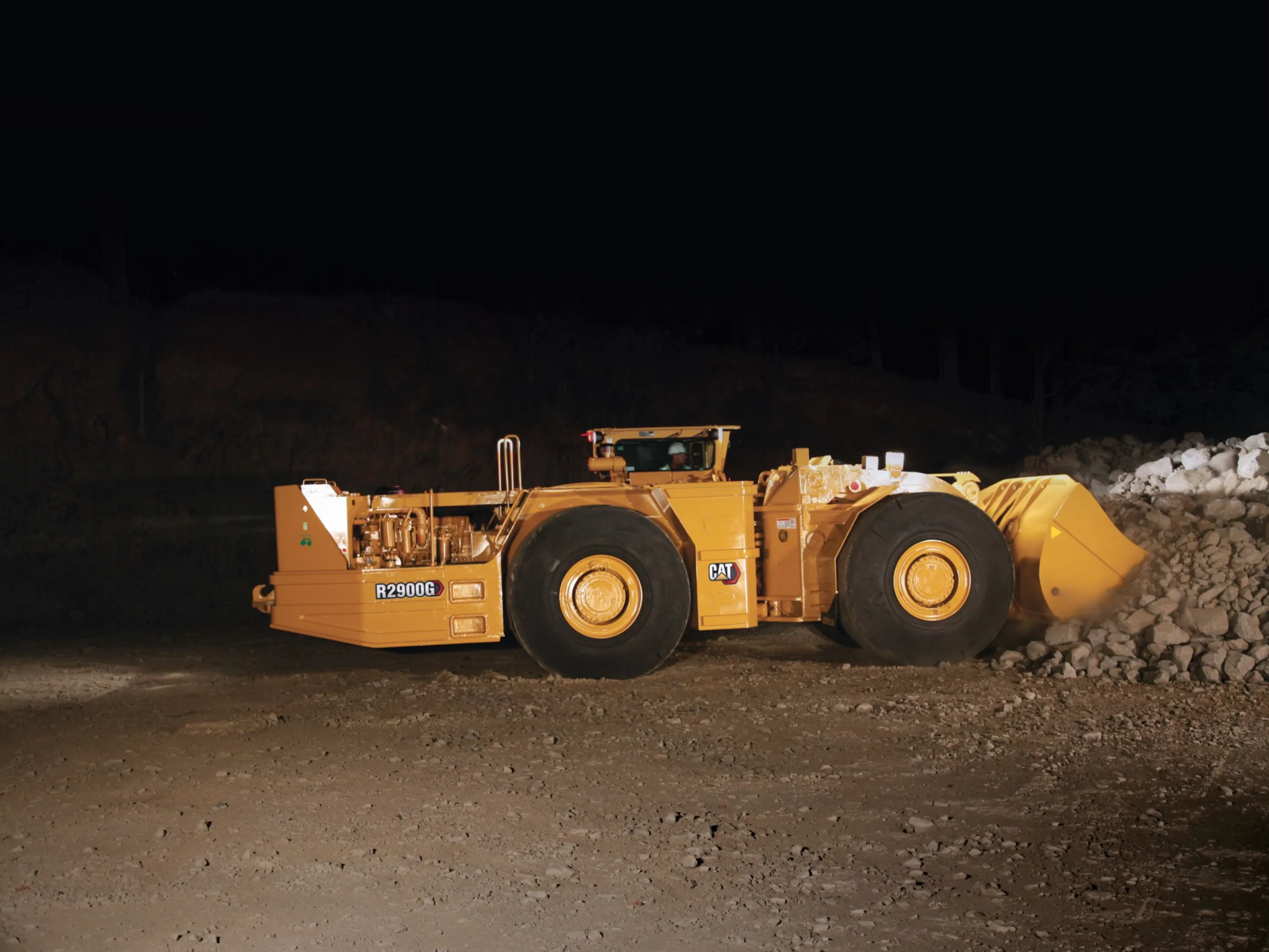 R2900G-2