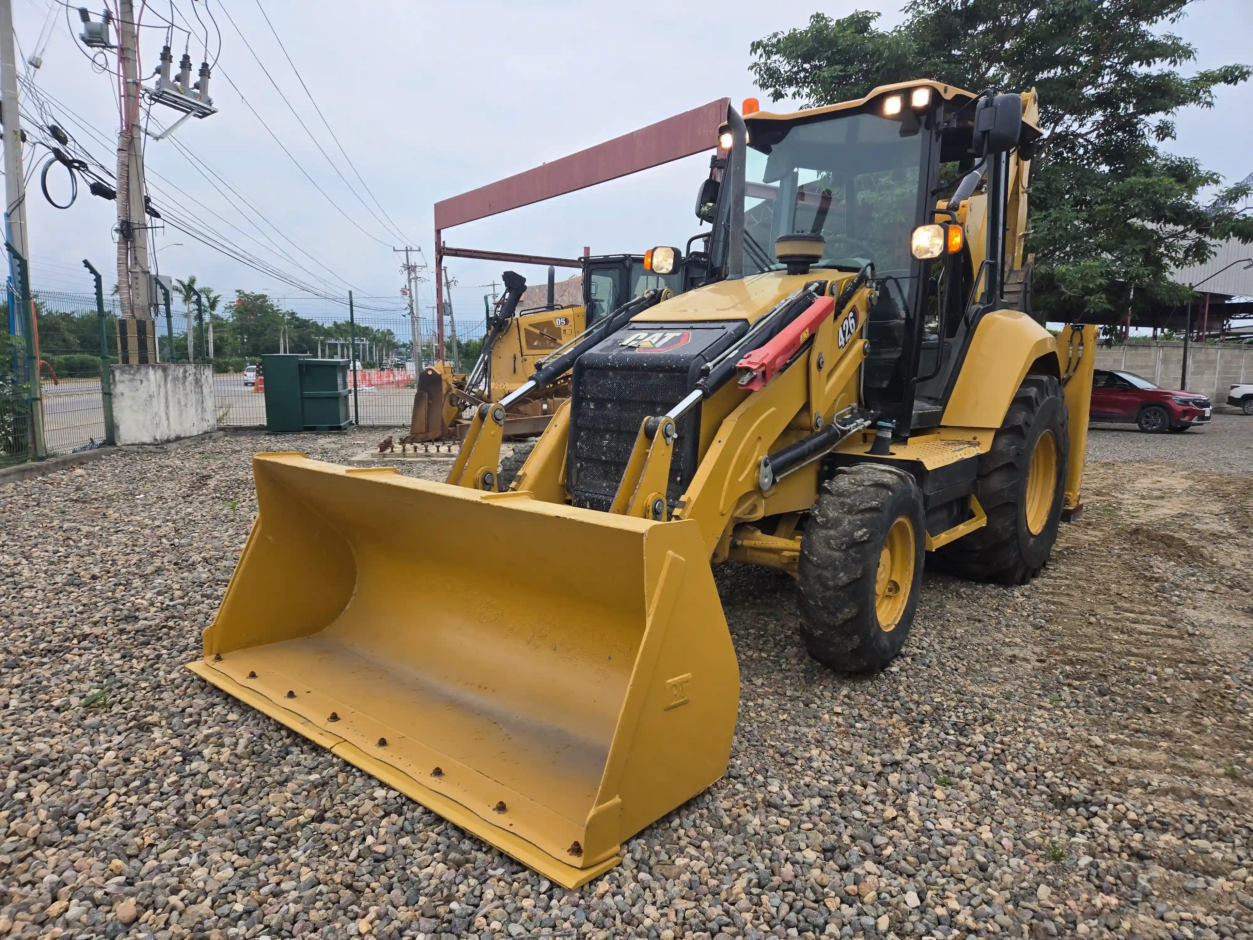 Retroexcavadora usada cat