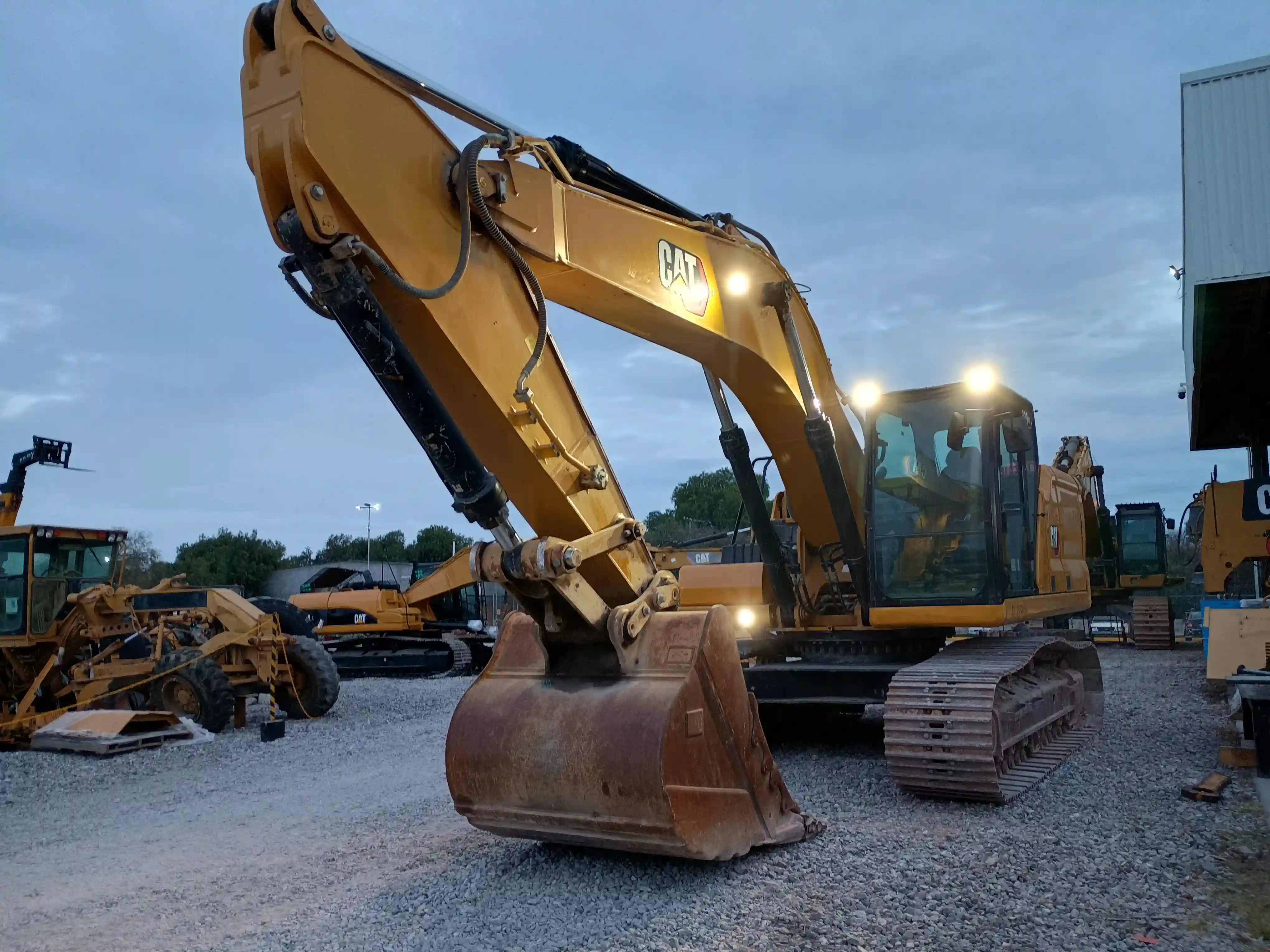 Excavadora usada cat