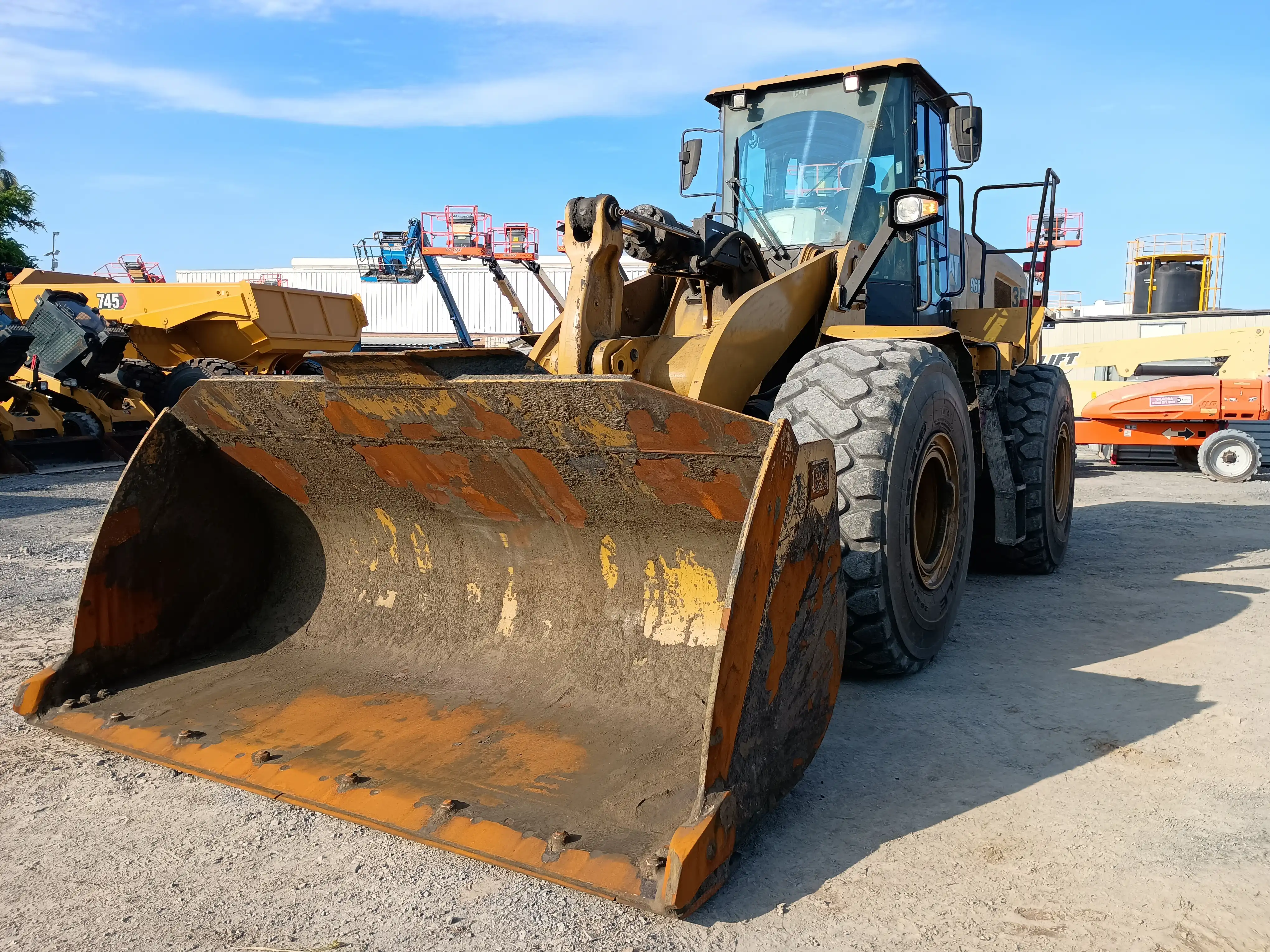 Cargador frontal usado