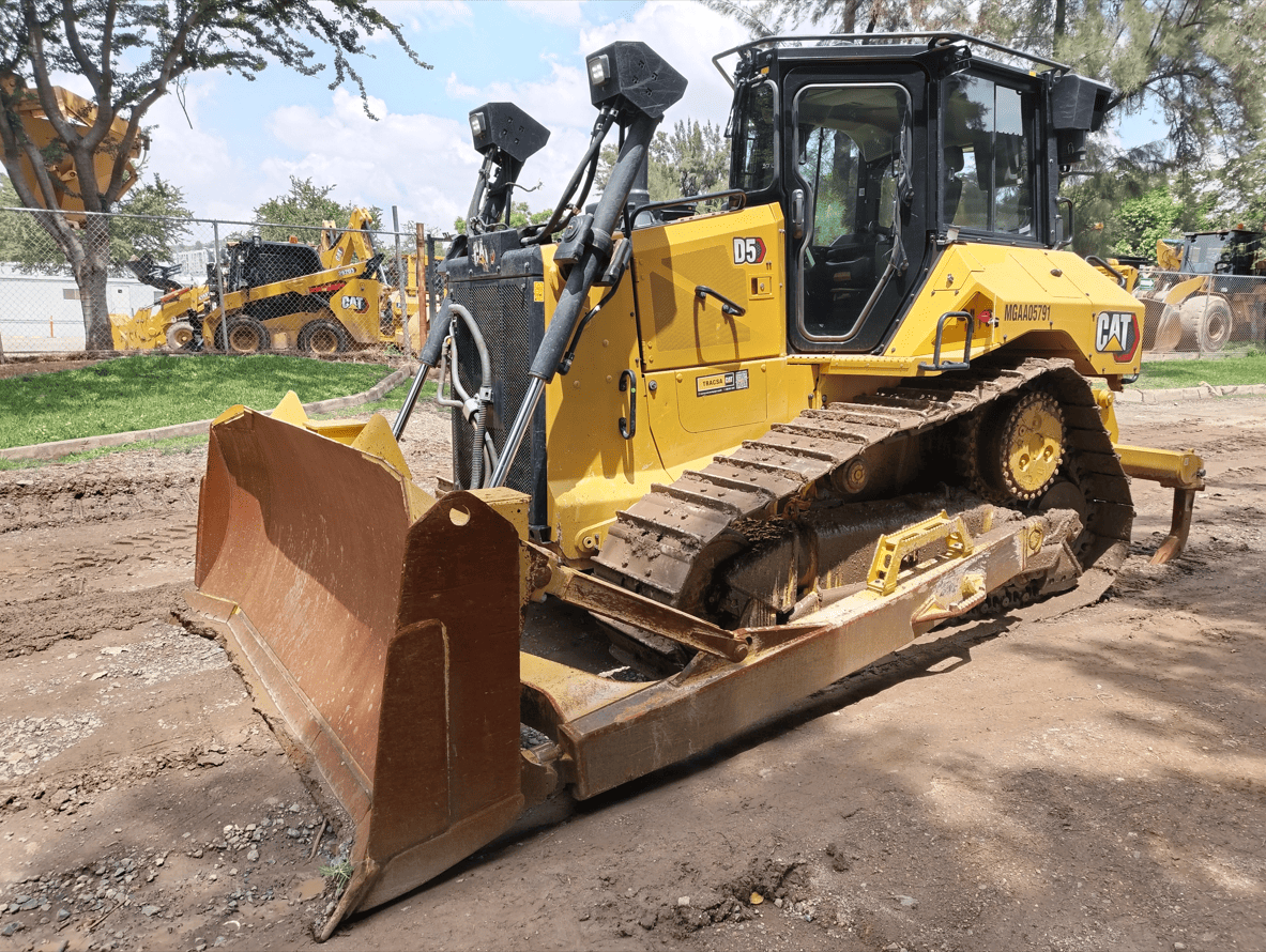 Bulldozer usado cat