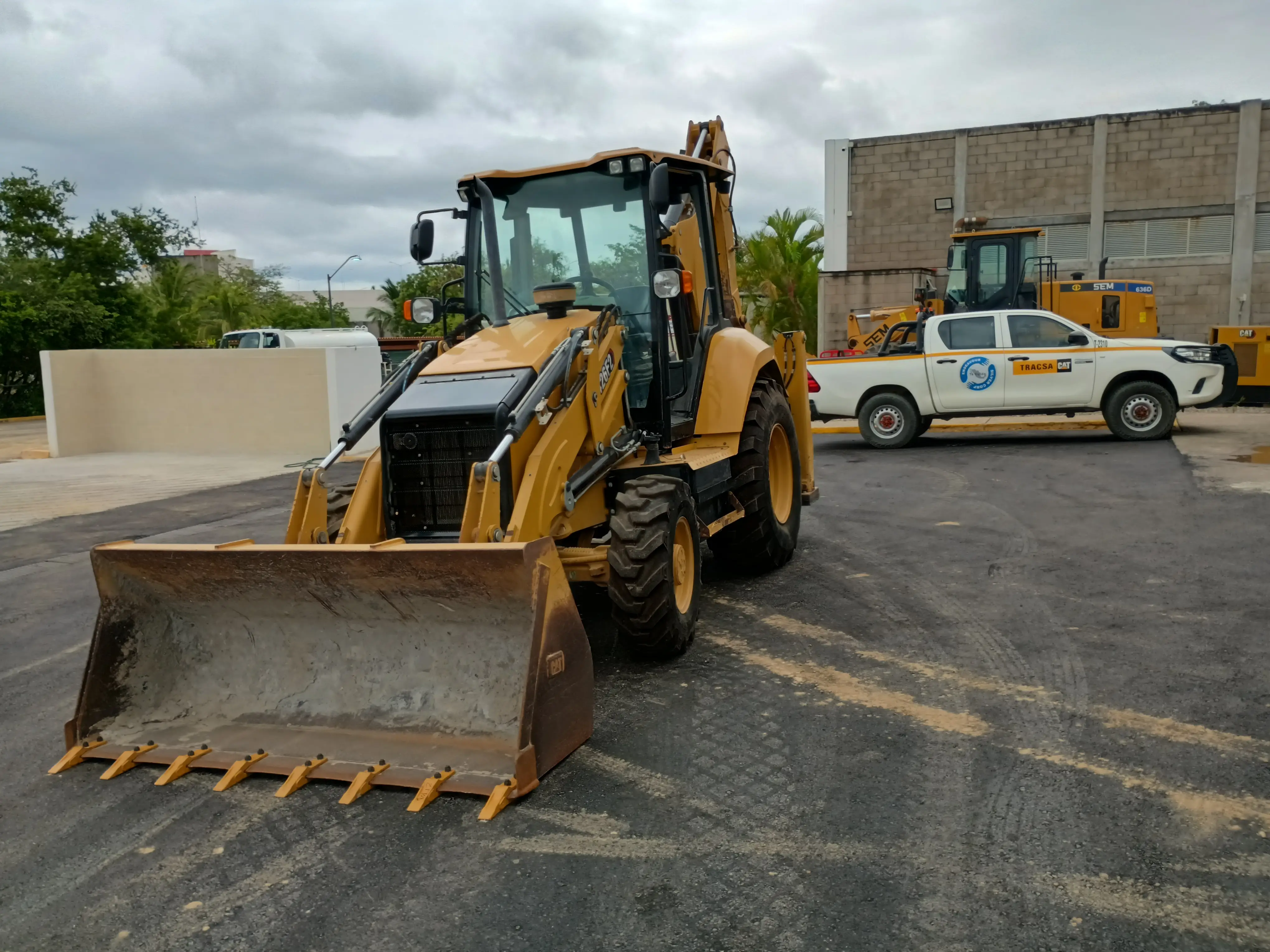 Retroexcavadora usada cat