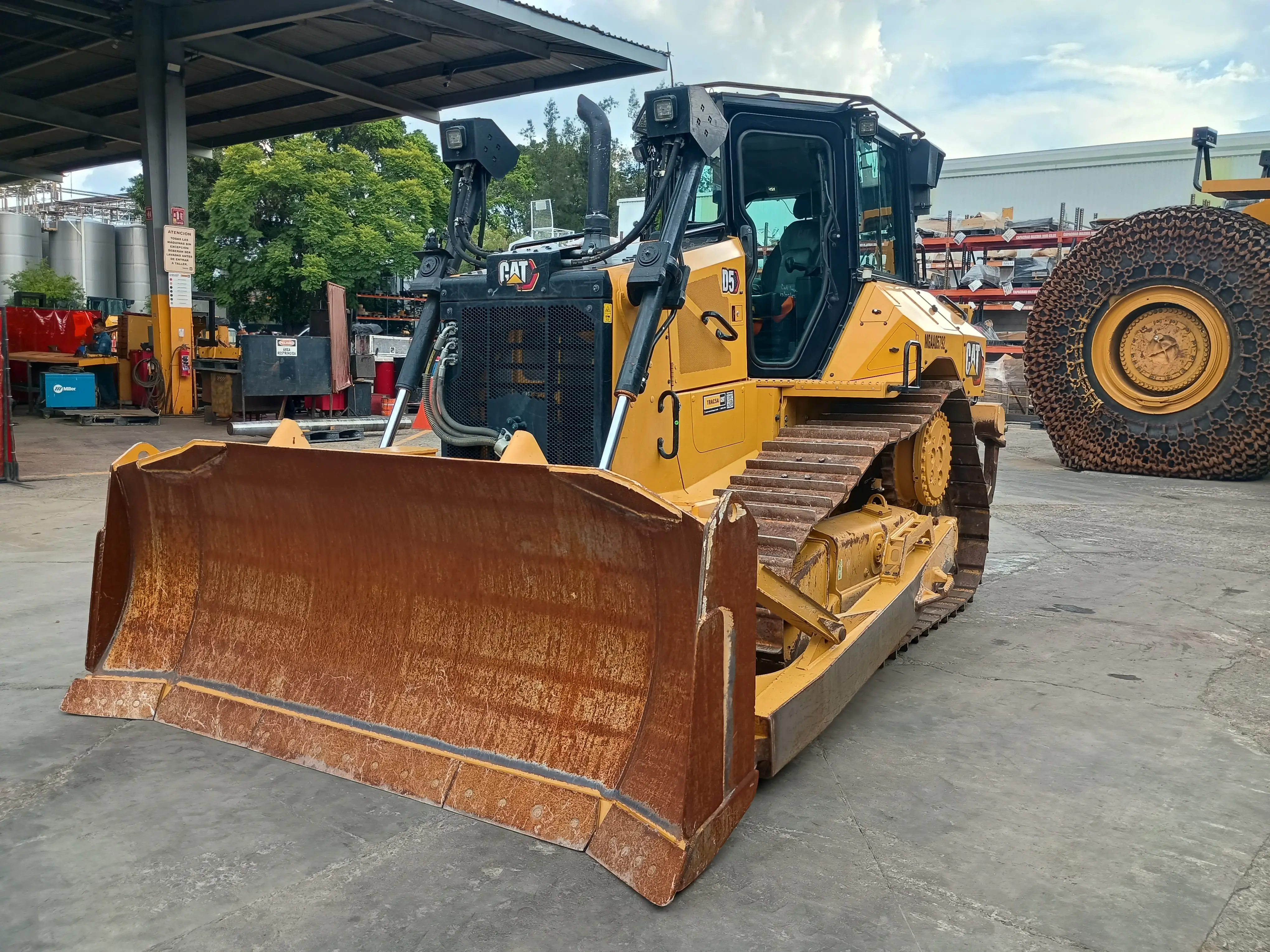 Bulldozer usado cat