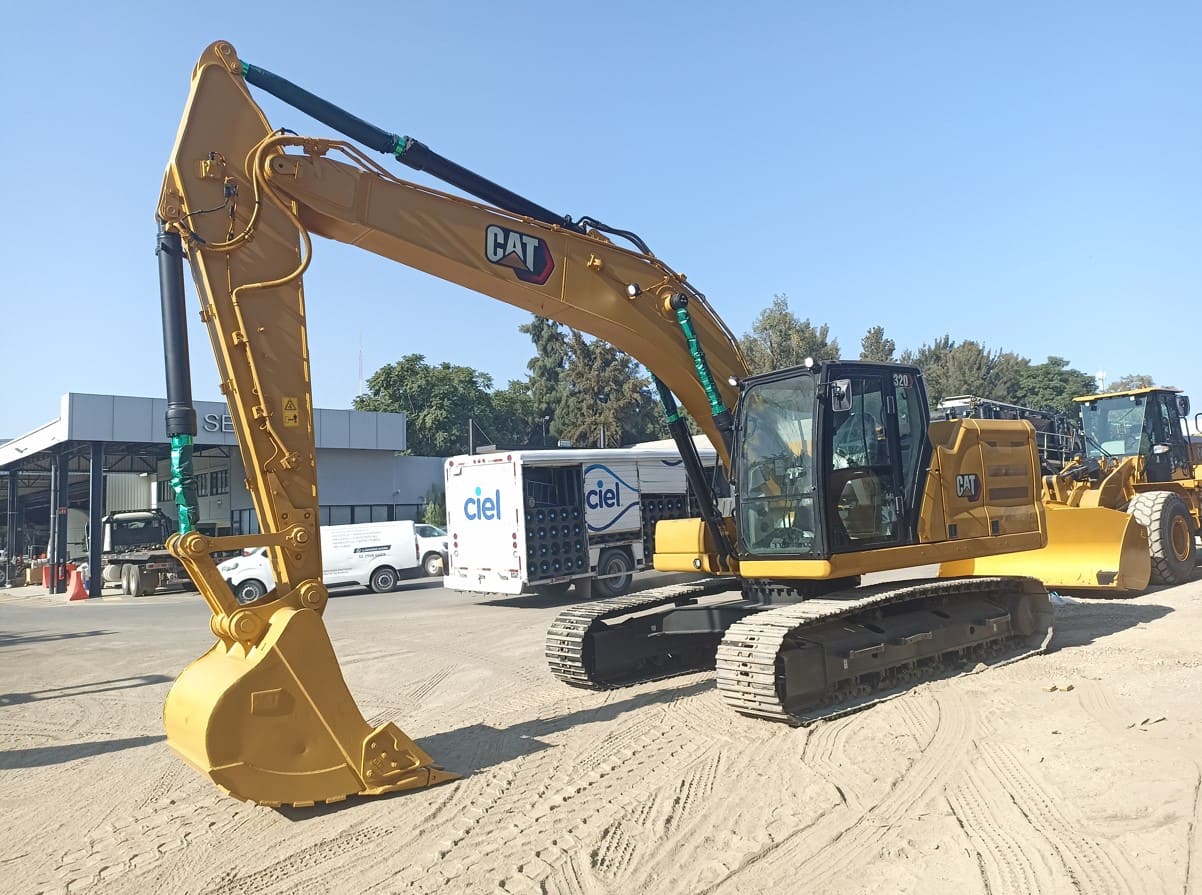 Excavadora usada cat