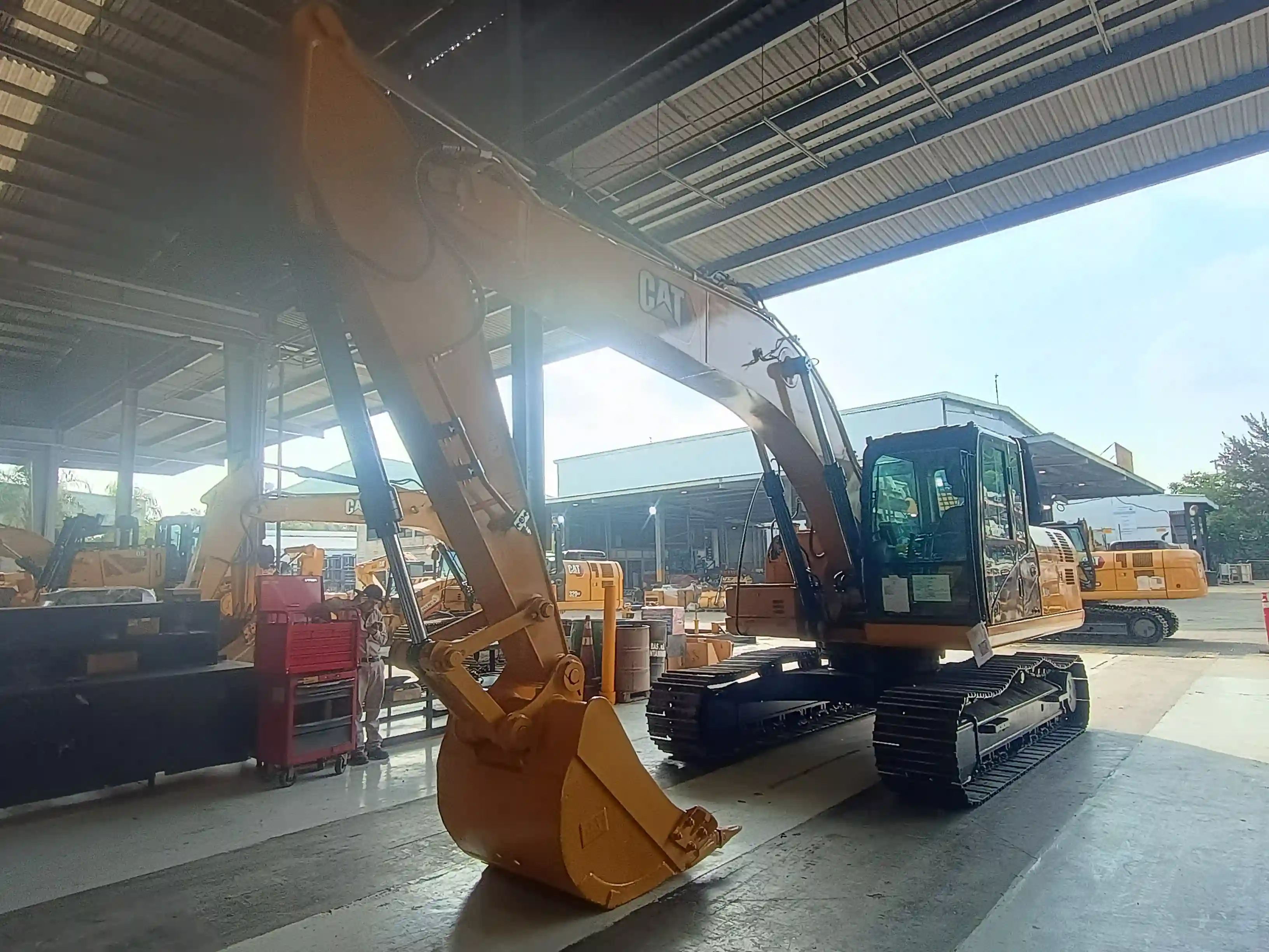 Excavadora usada cat
