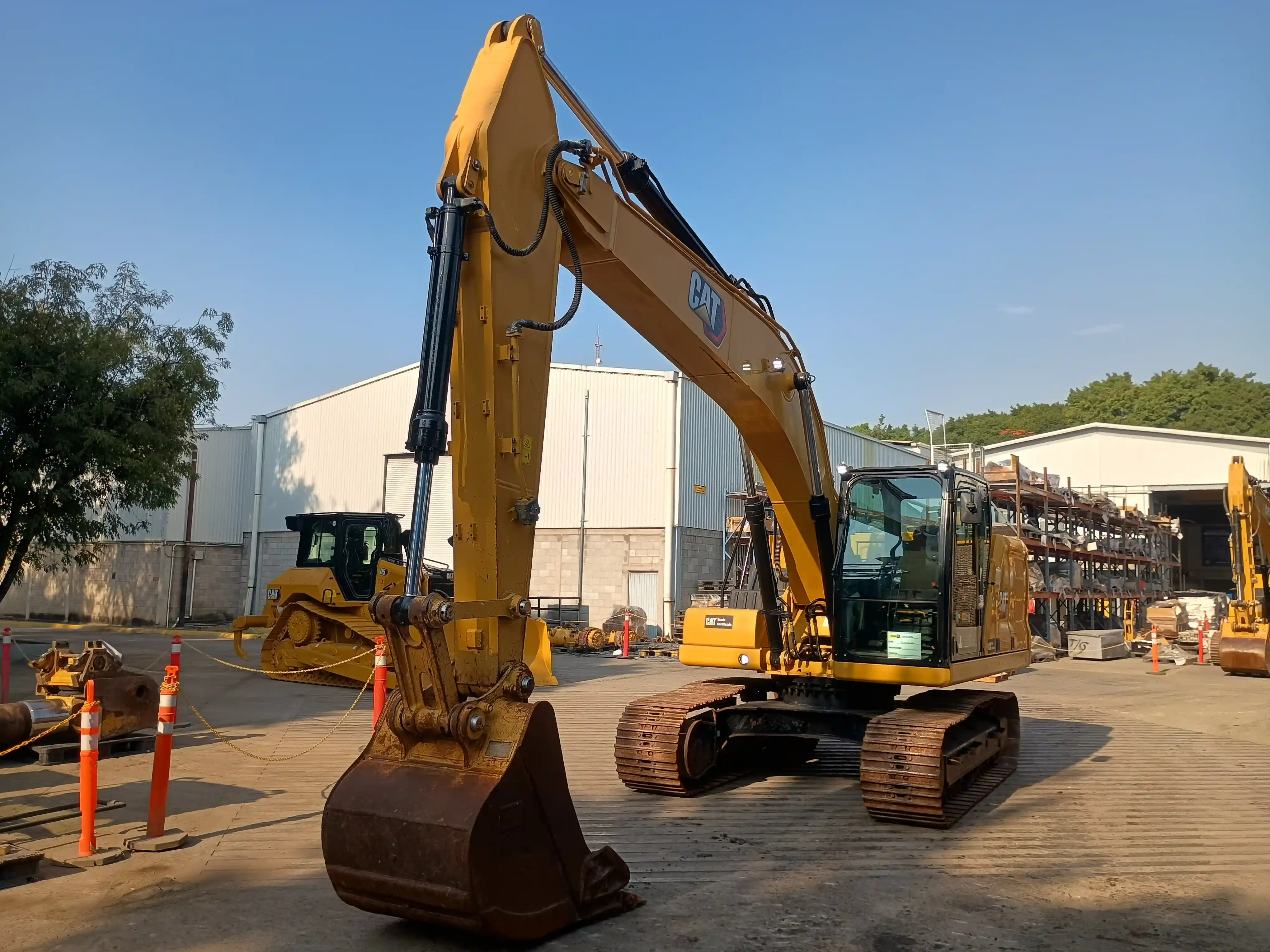 Excavadora usada cat