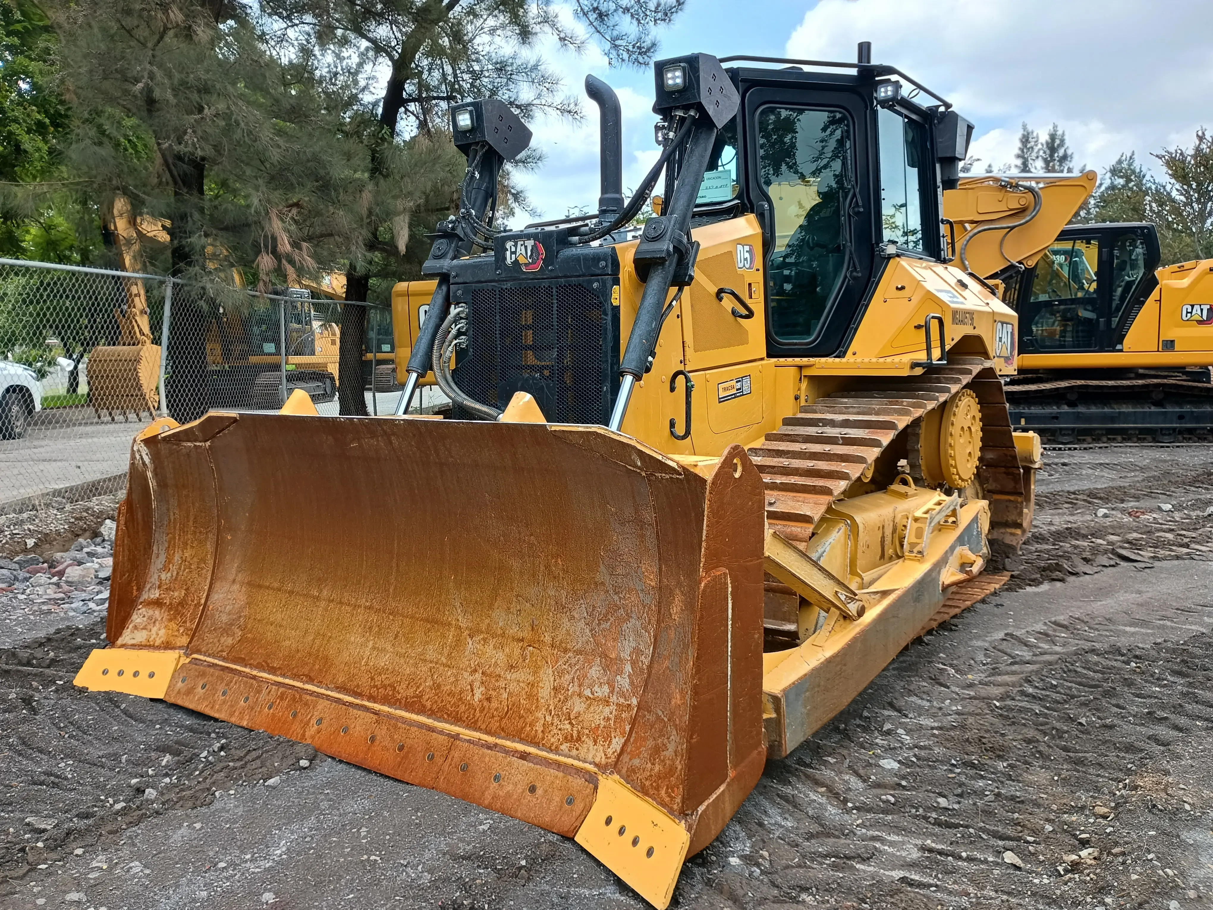 Bulldozer usado cat
