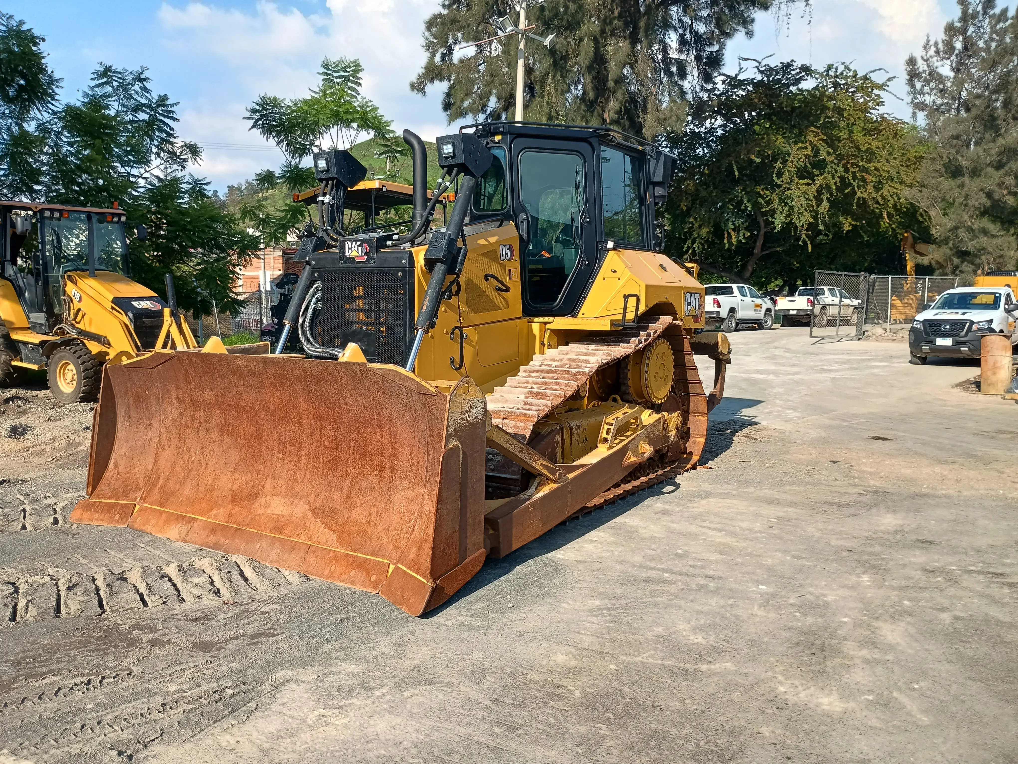 Bulldozer usado cat