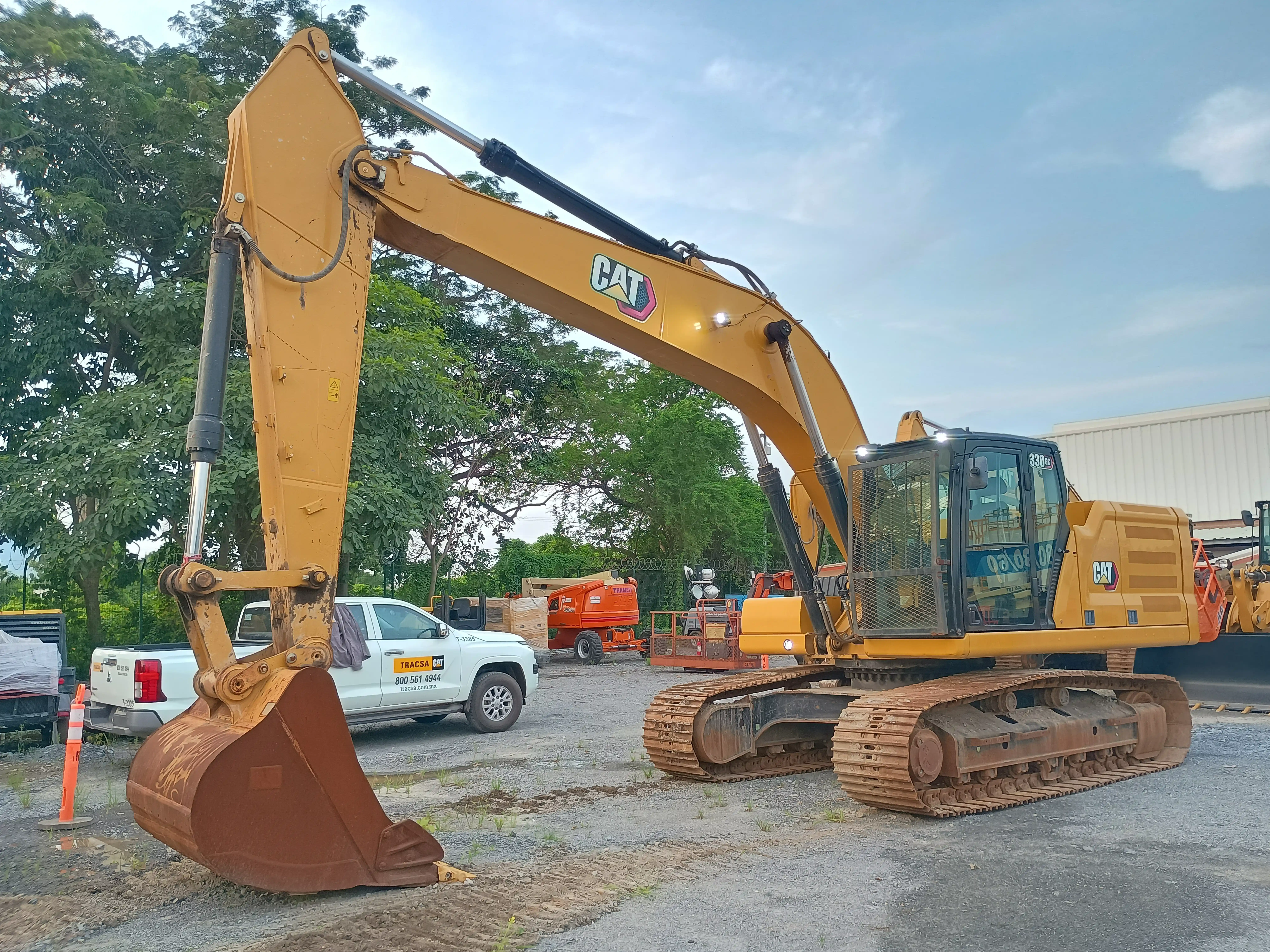 Excavadora usada cat