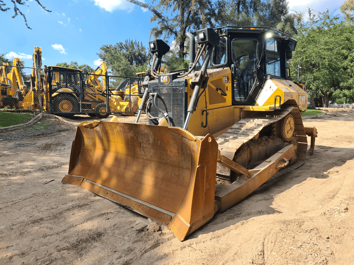 Bulldozer usado cat