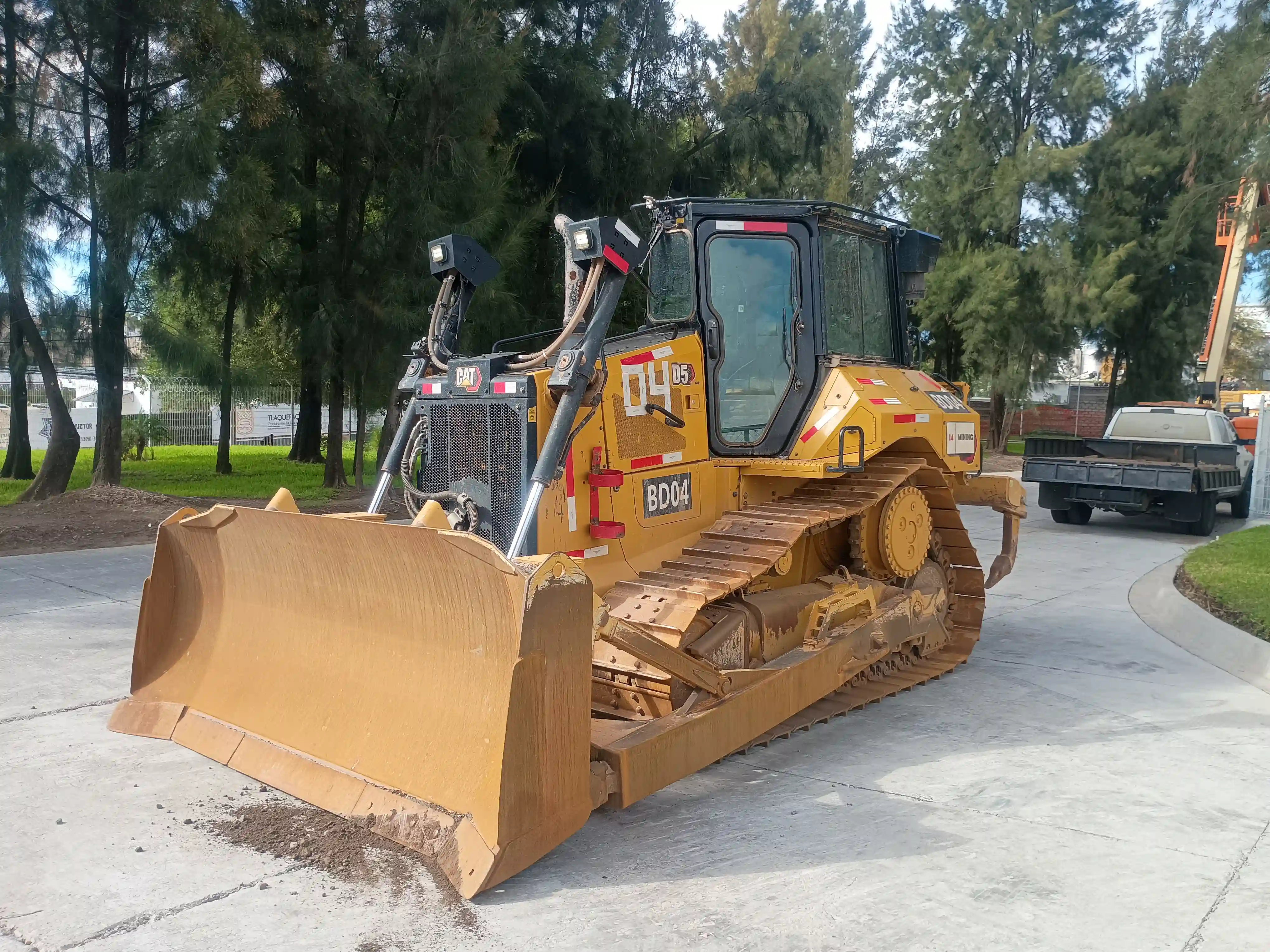 Bulldozer usado cat