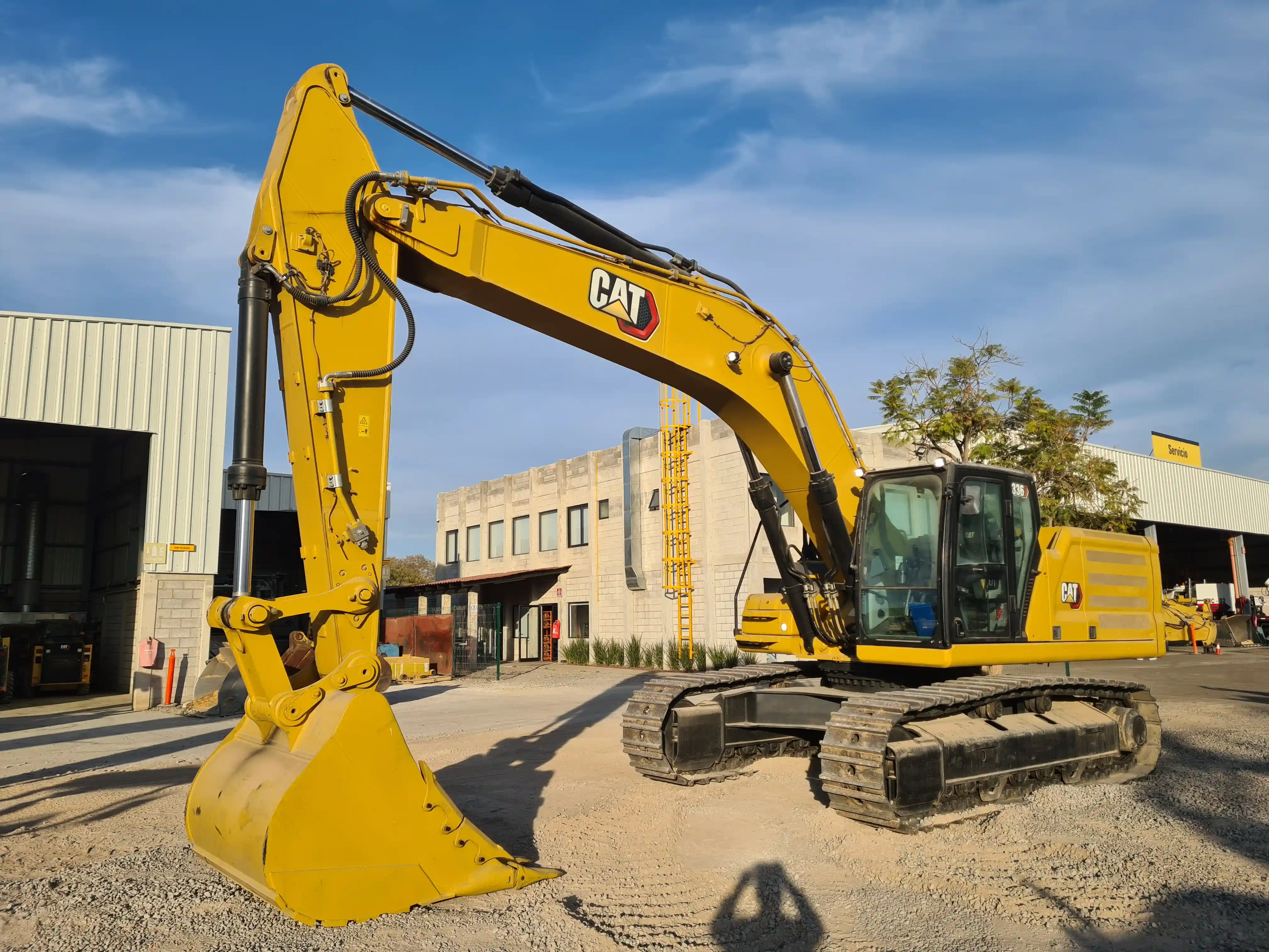 Excavadora usada cat