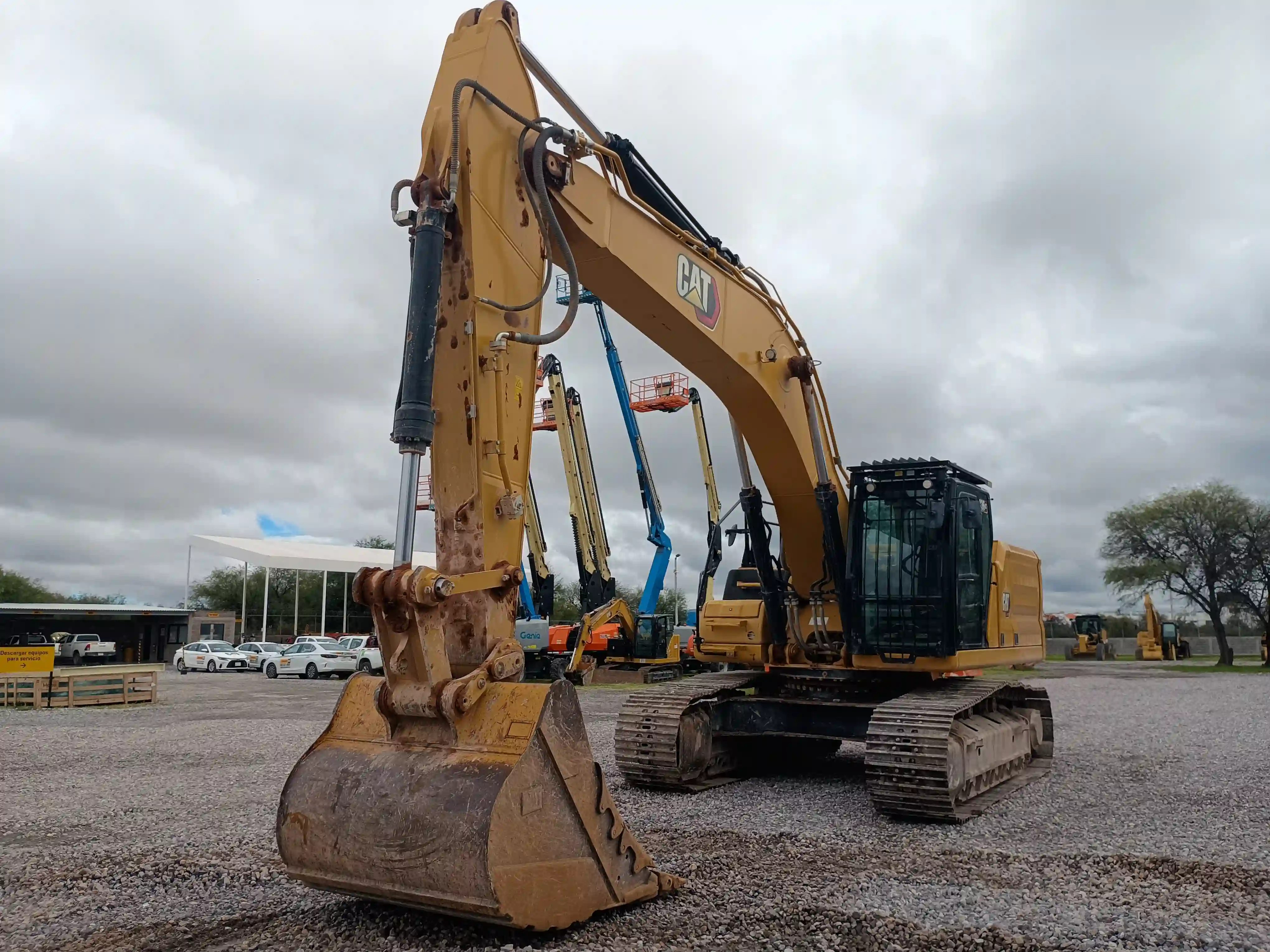 Excavadora usada cat