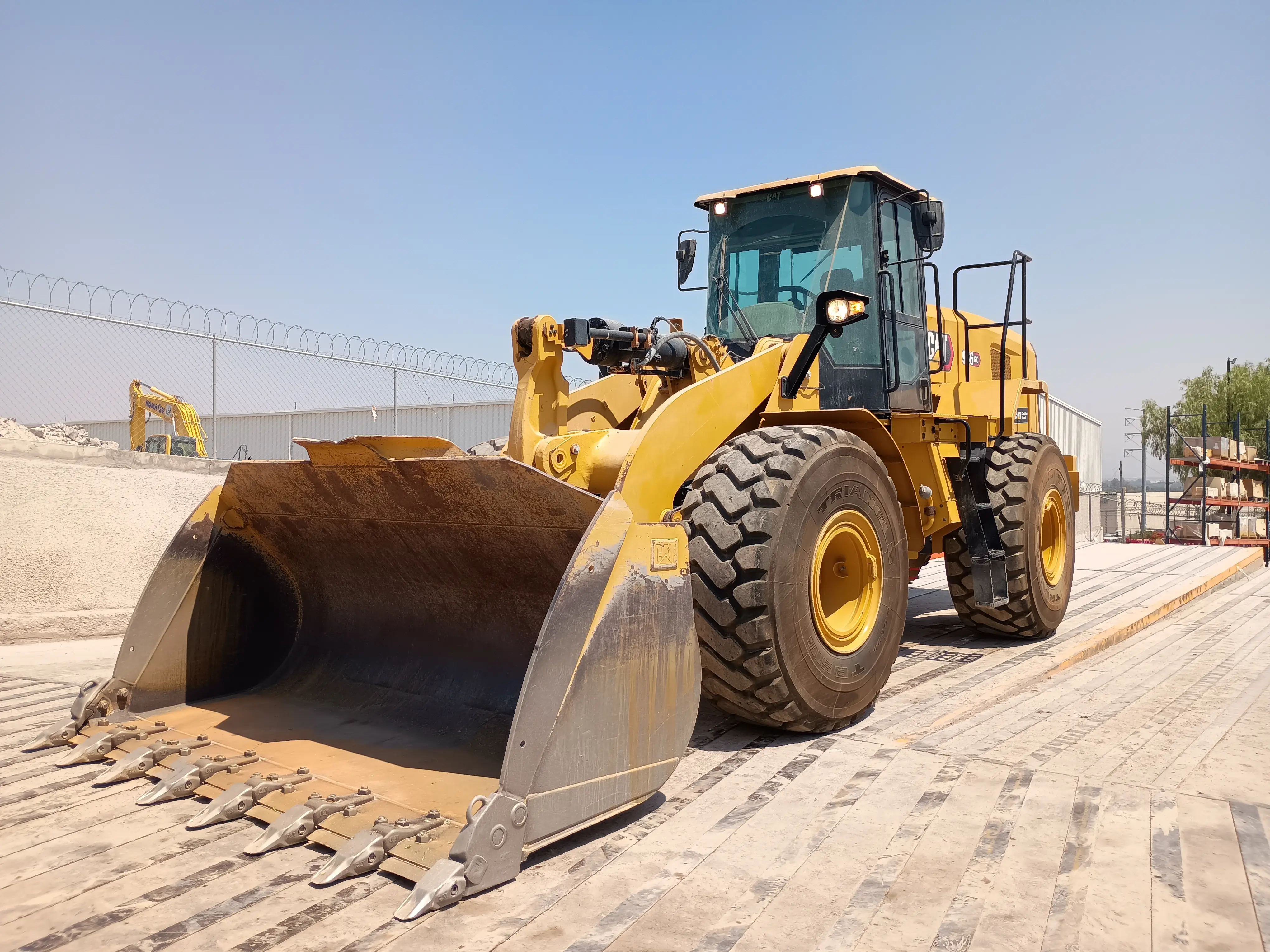 Cargador frontal usado