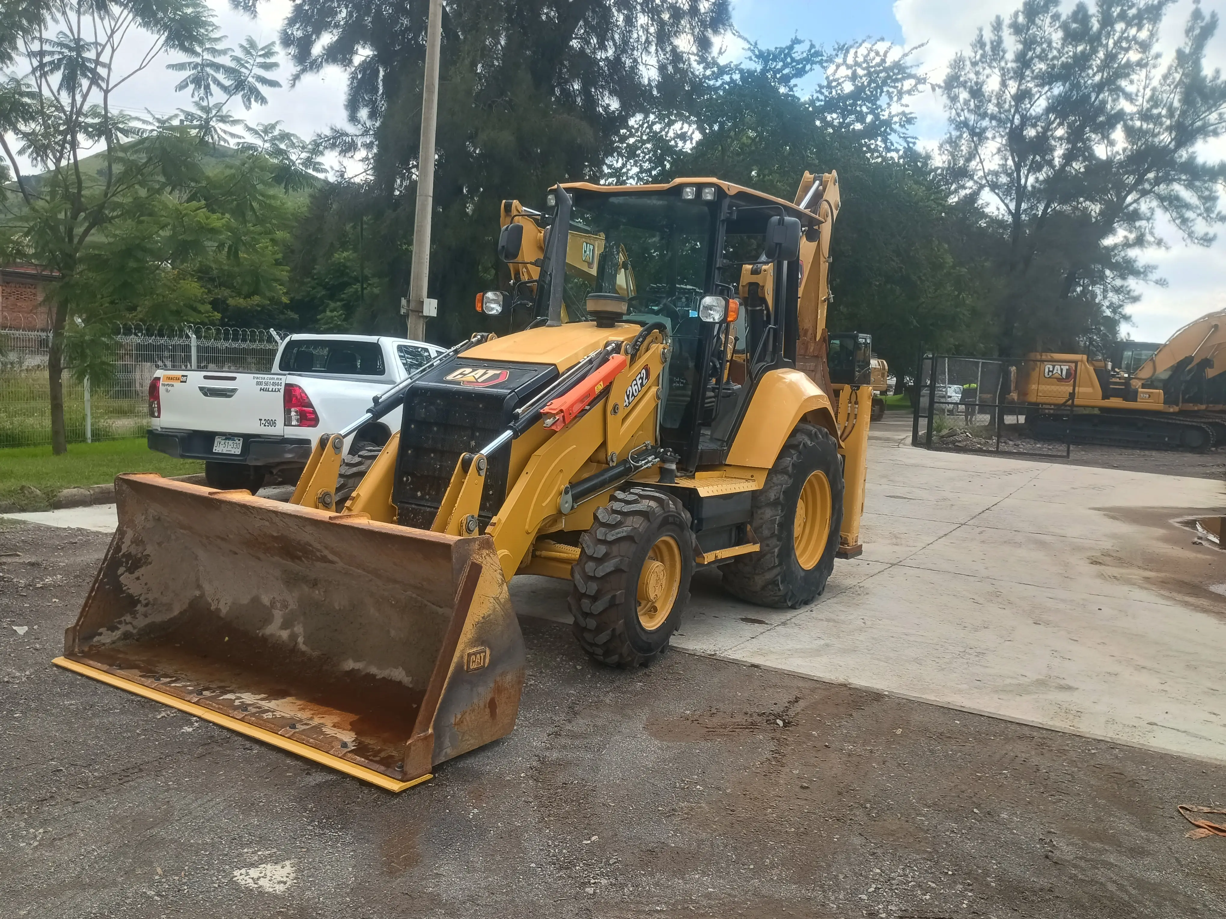 Retroexcavadora usada cat