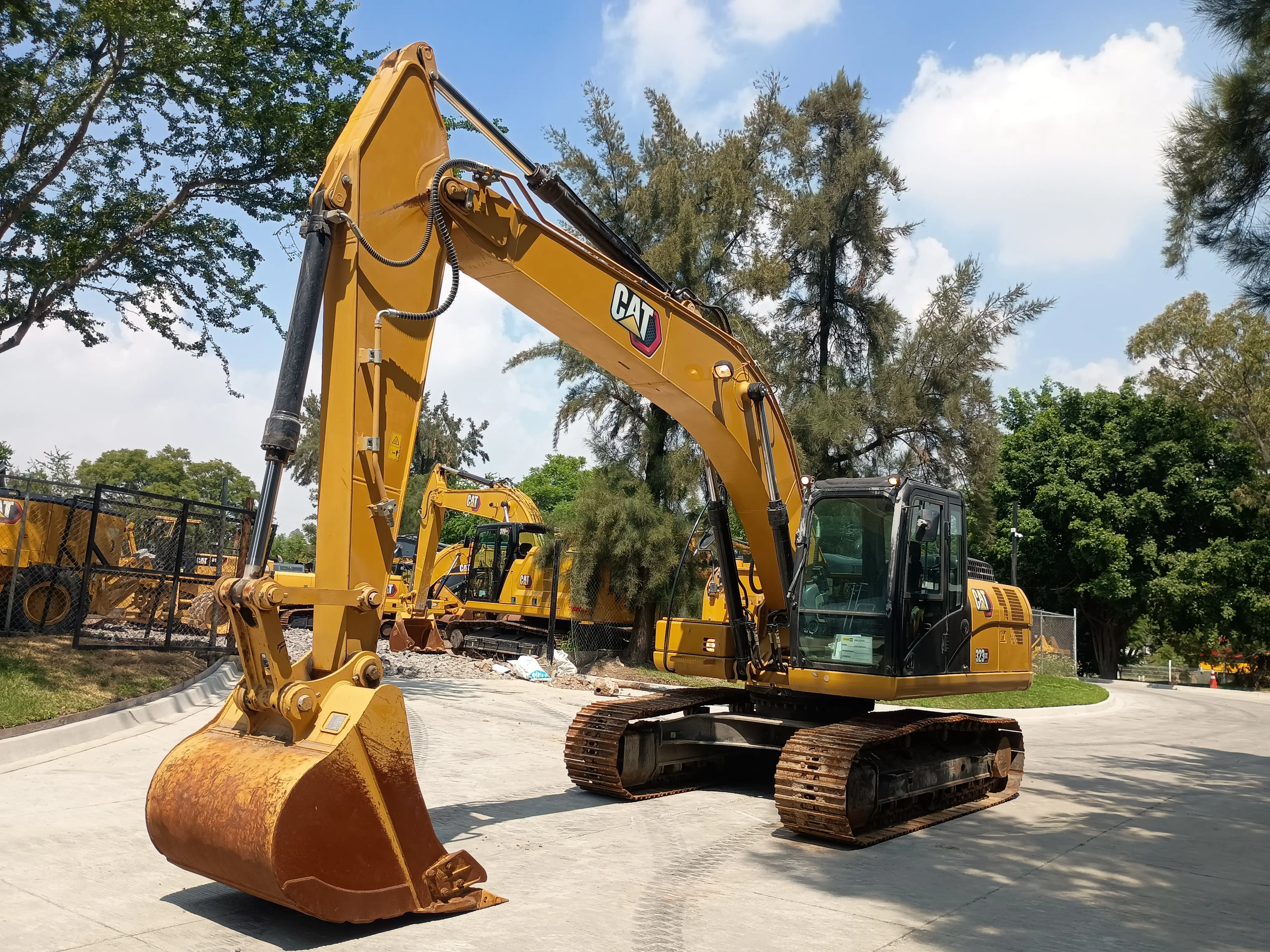 Excavadora usada cat