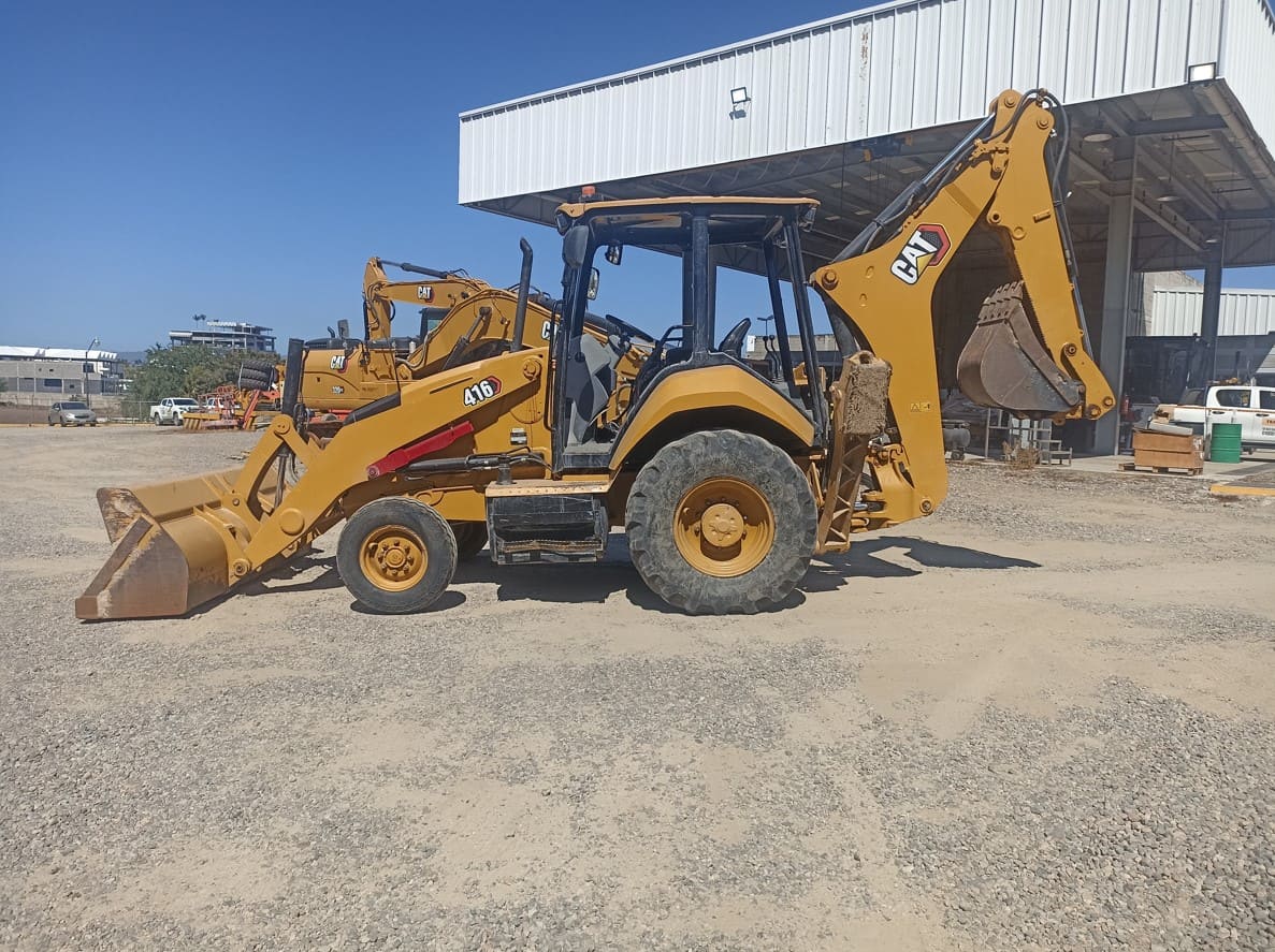 Retroexcavadora usada cat