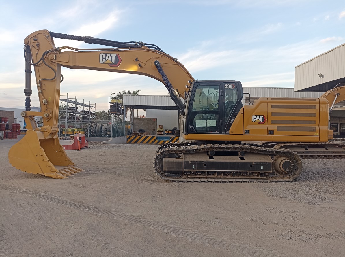 Excavadora usada cat