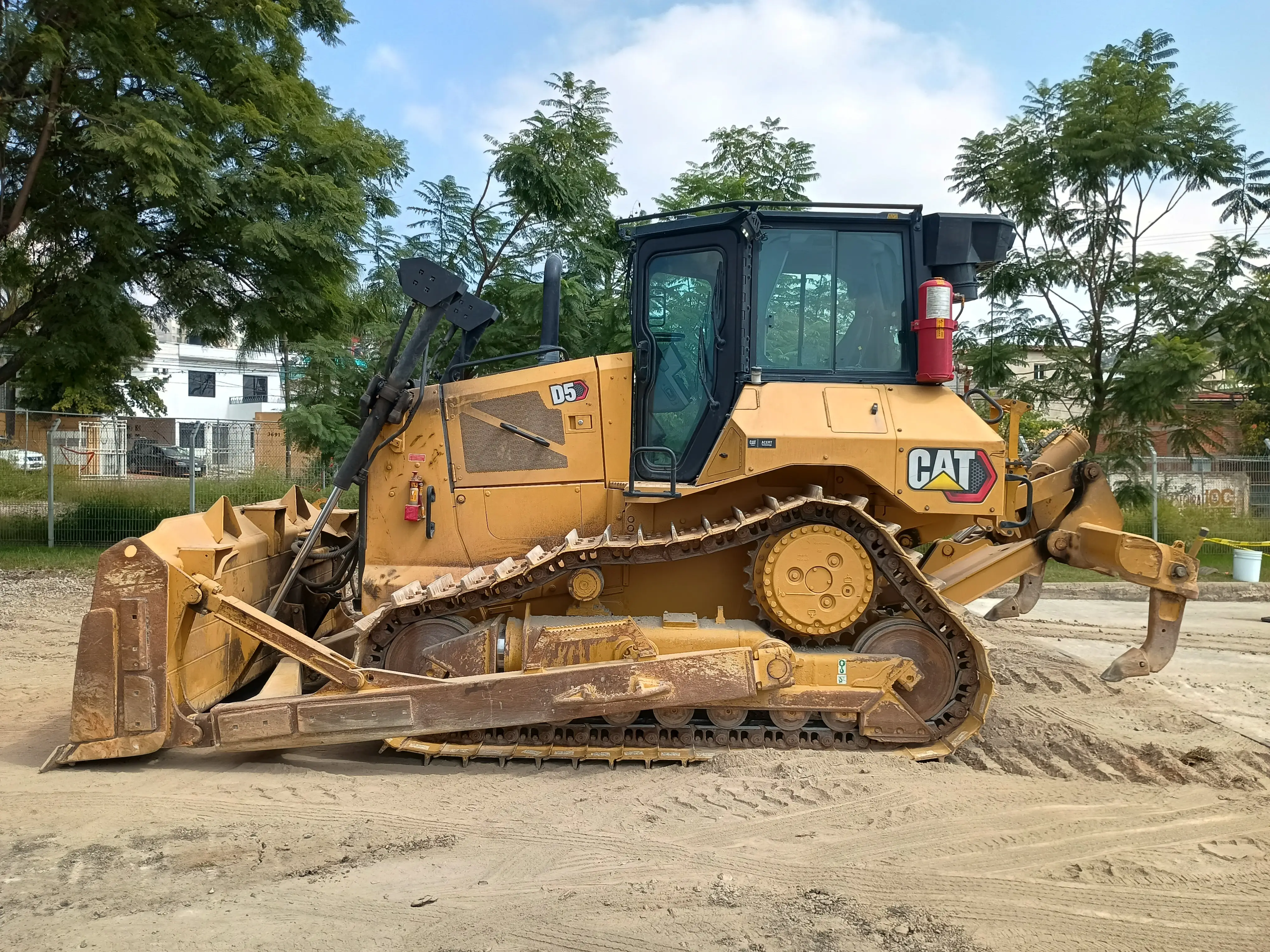Bulldozer usado cat