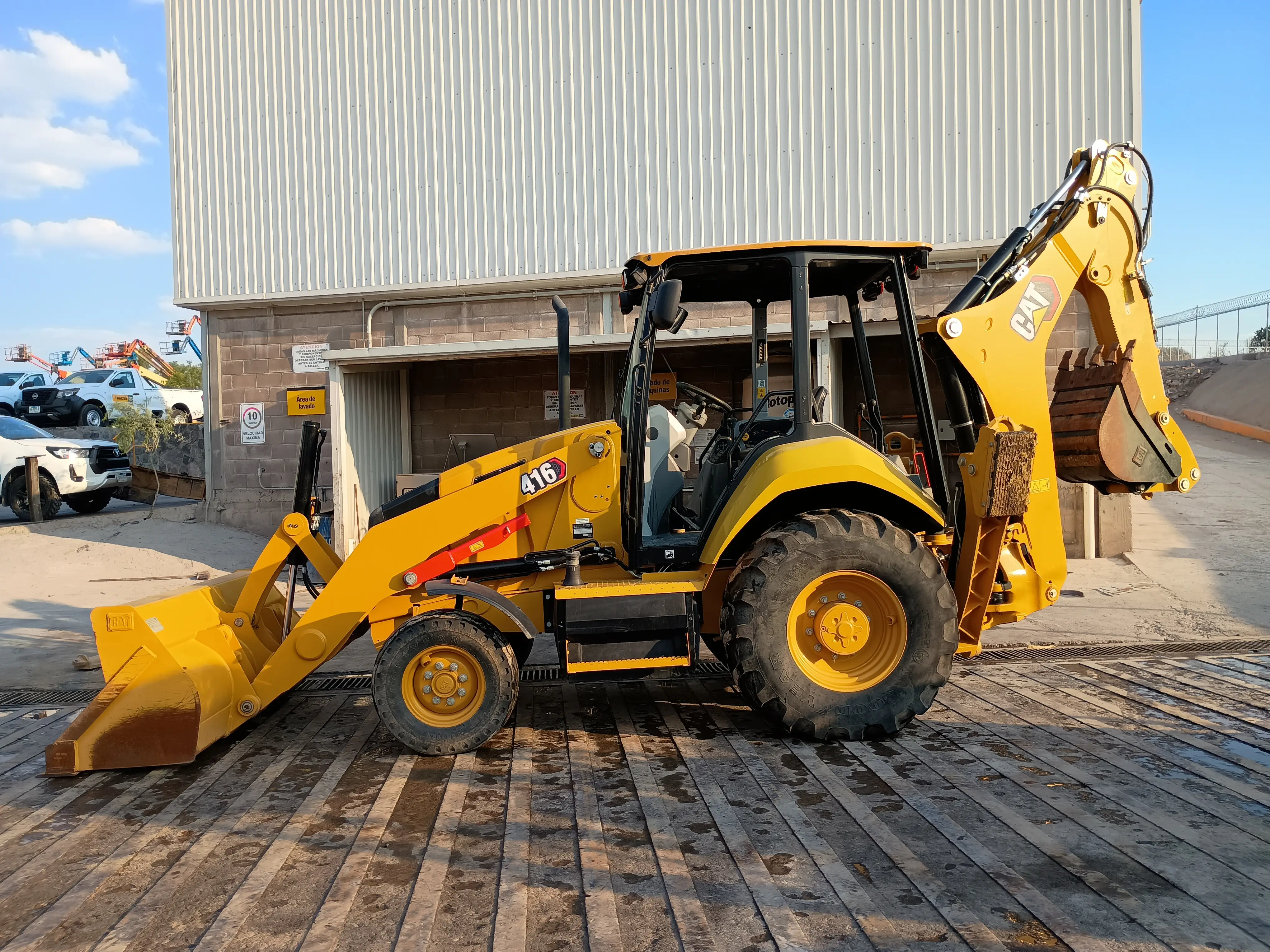 Retroexcavadora usada cat