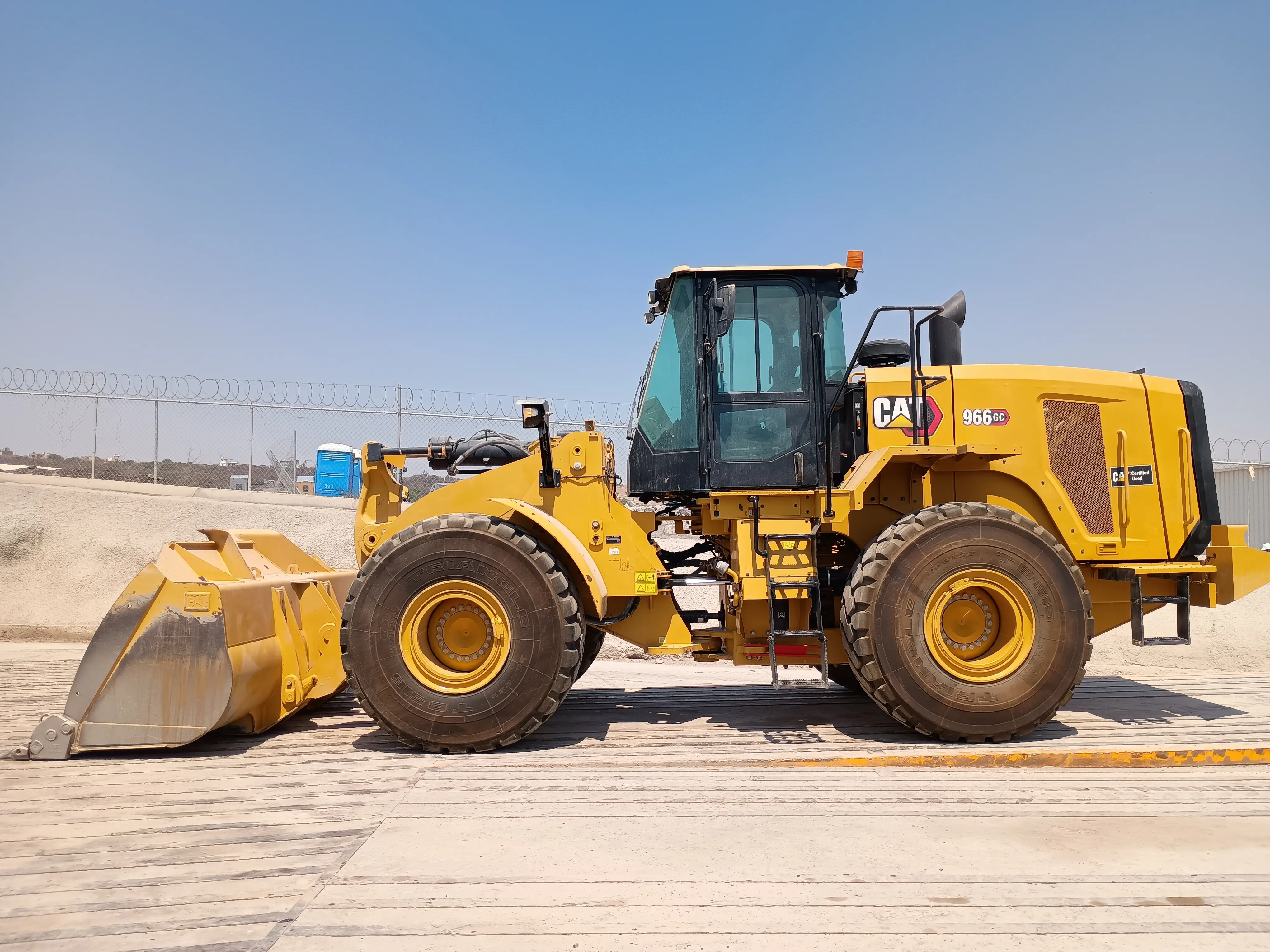 Cargador frontal usado