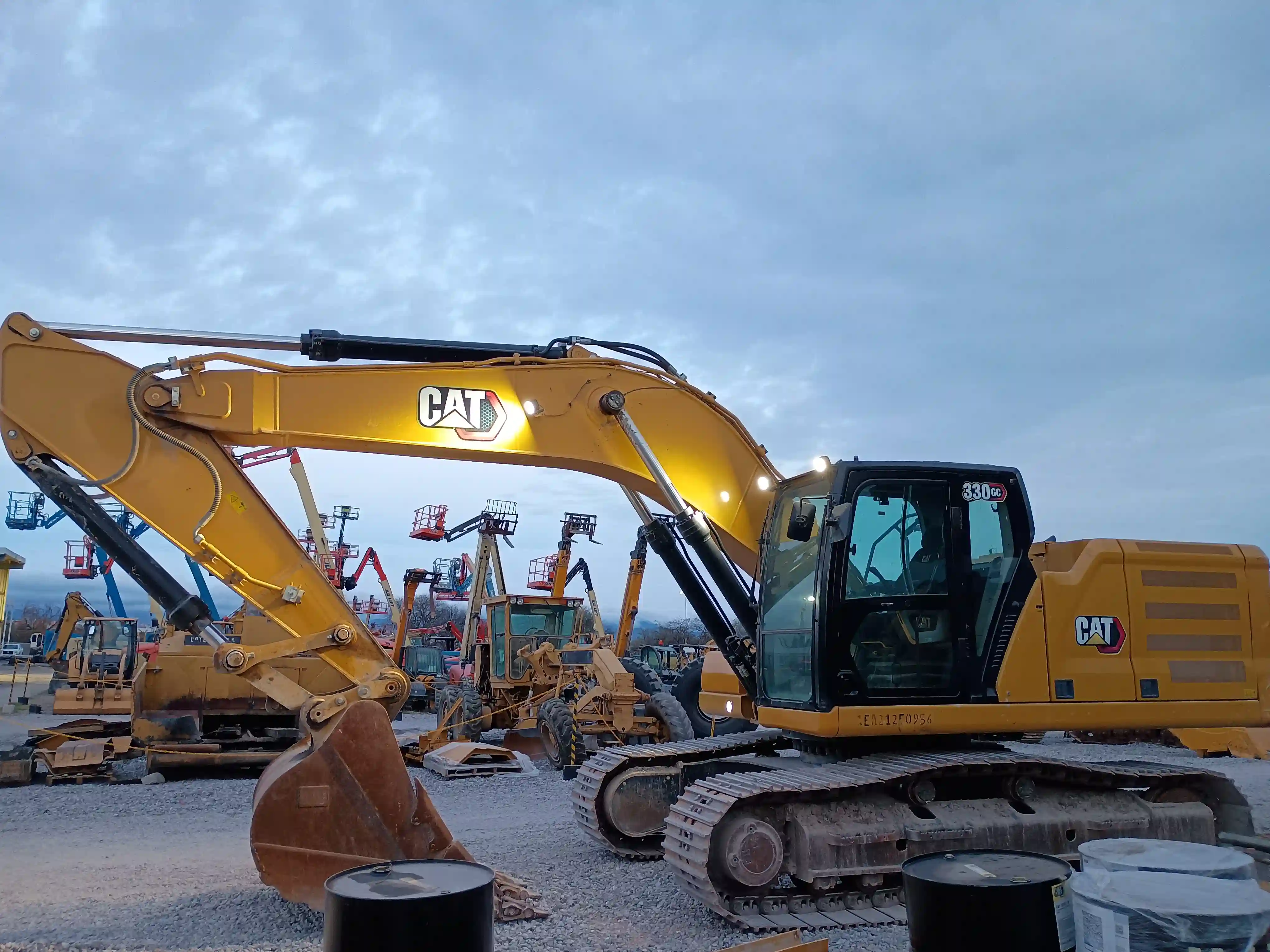 Excavadora usada cat