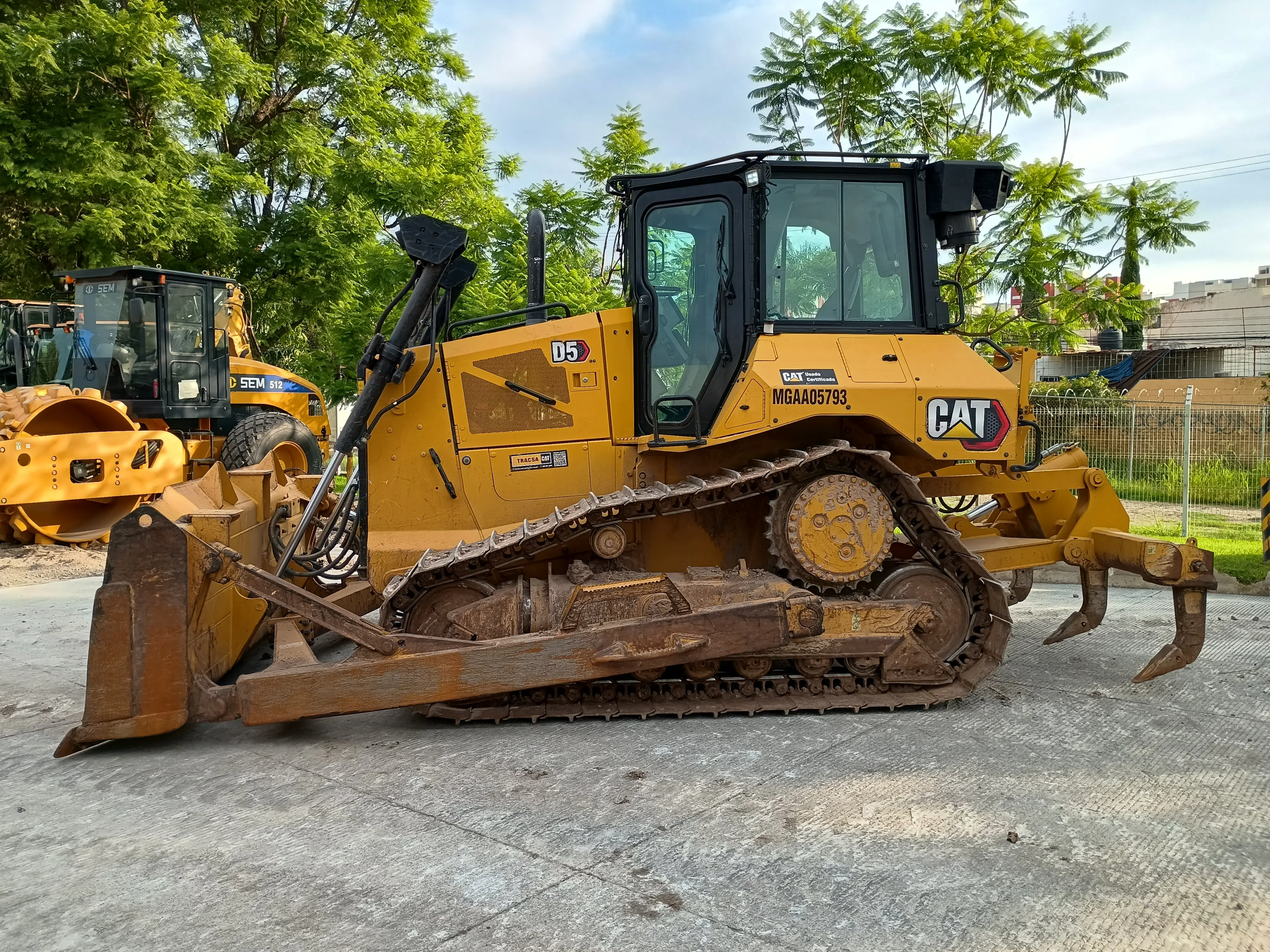 BULLDOZER USADO CAT
