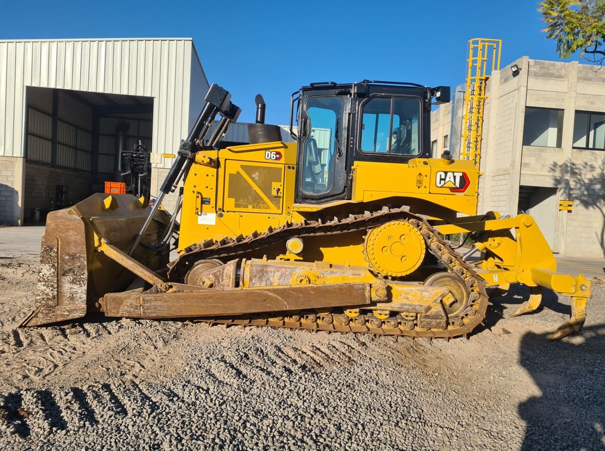 Bulldozer usado cat