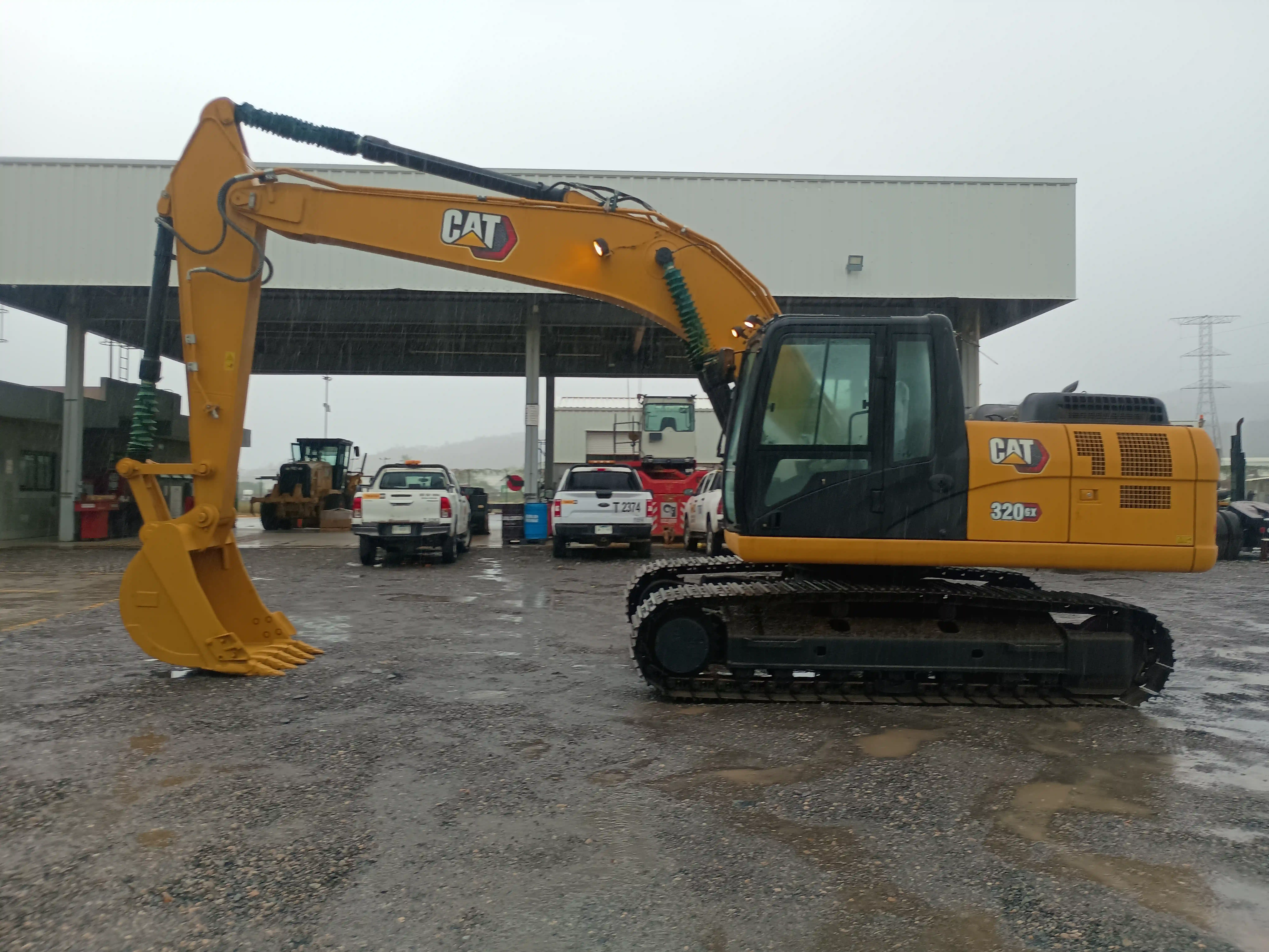 Excavadora usada cat
