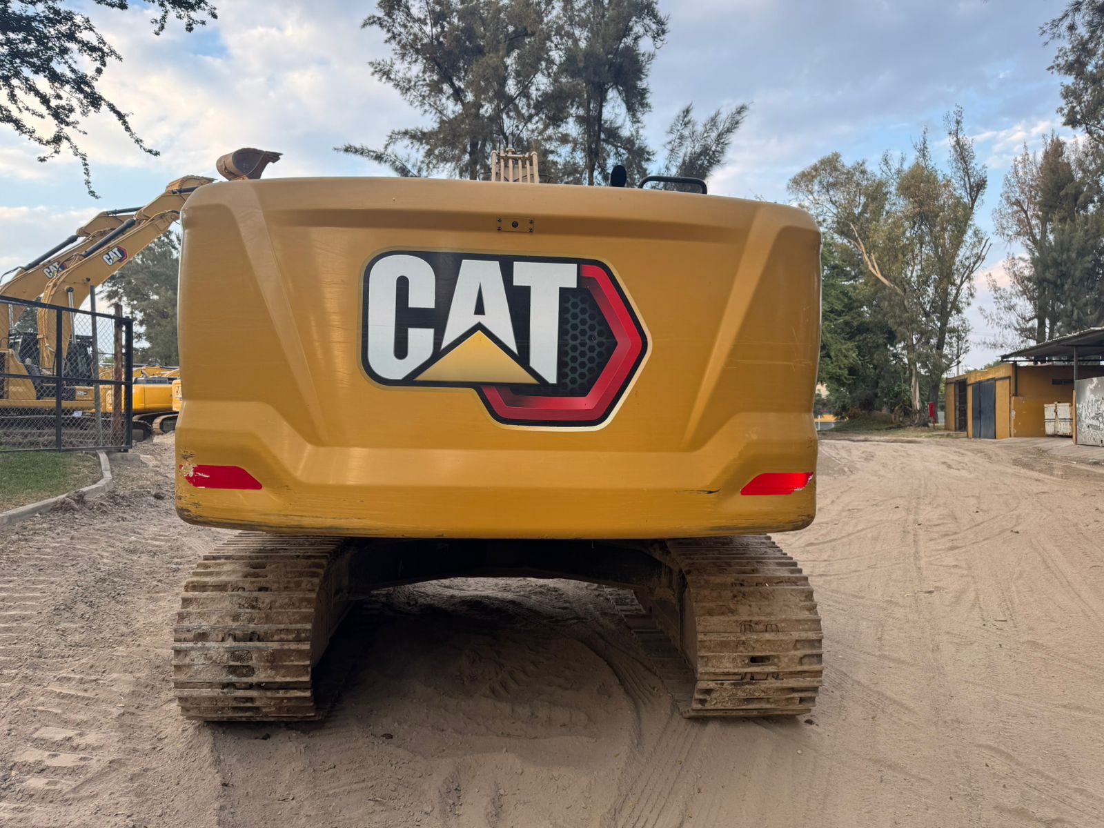 Excavadora usada cat