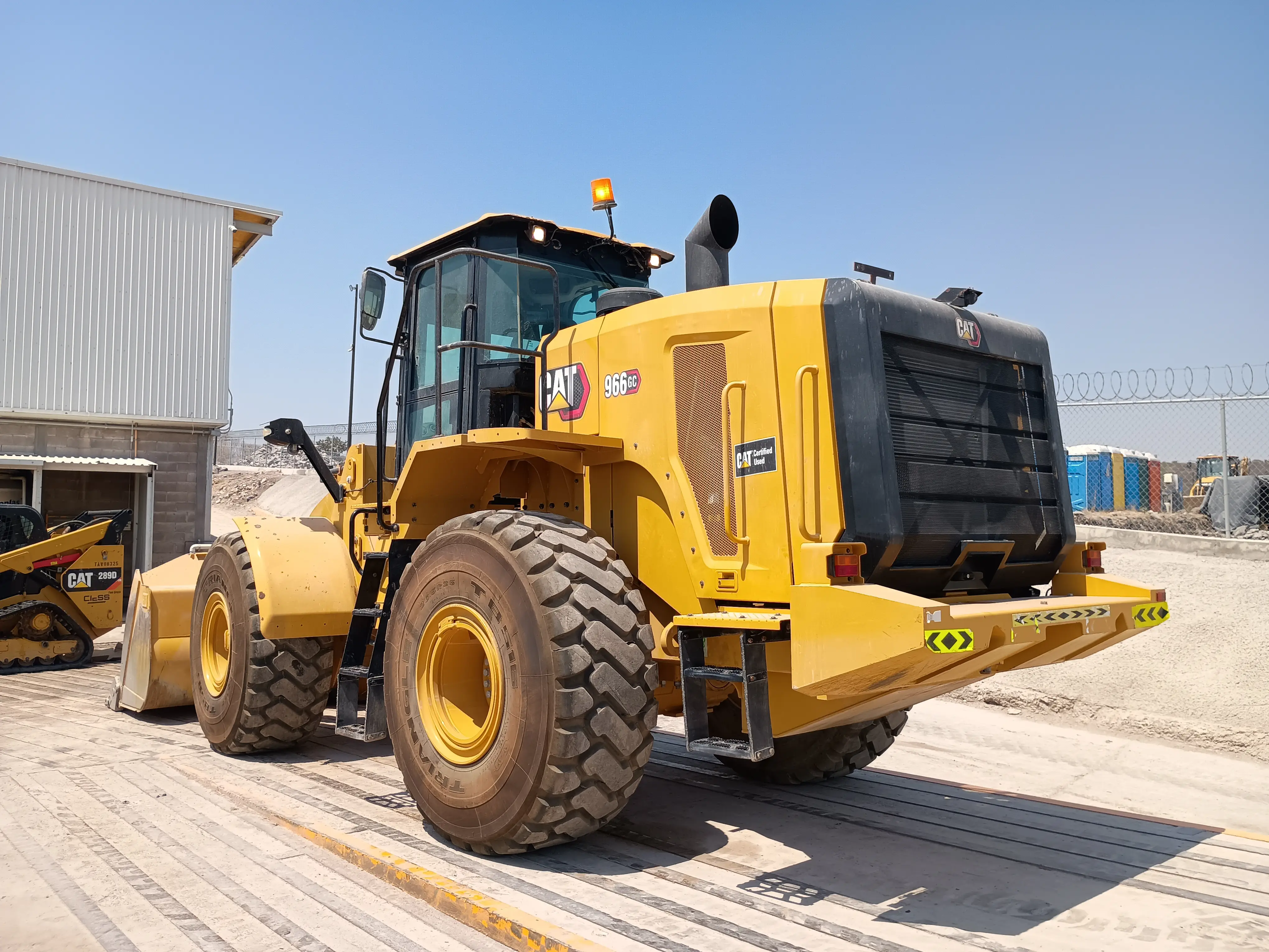 Cargador frontal usado