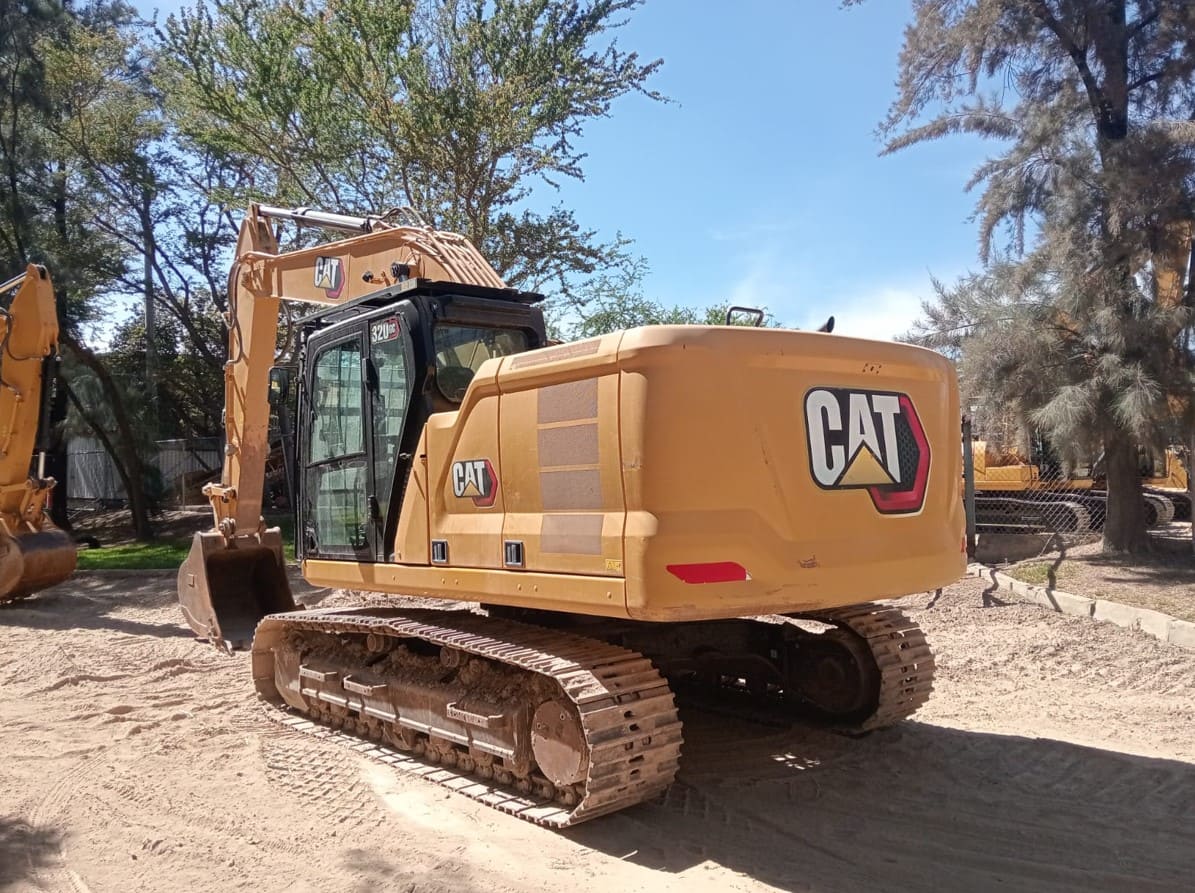 Excavadora usada cat