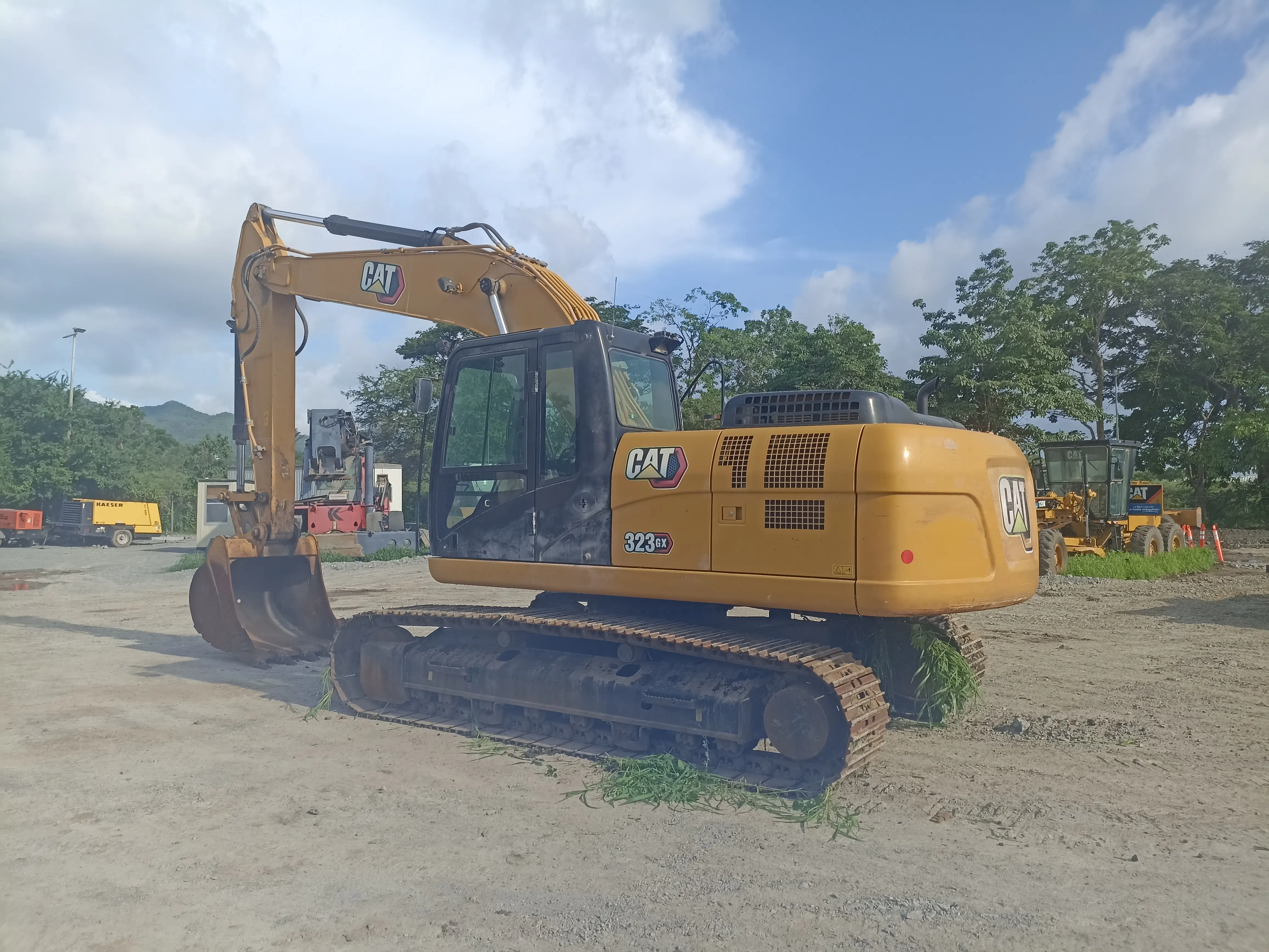 Excavadora usada cat