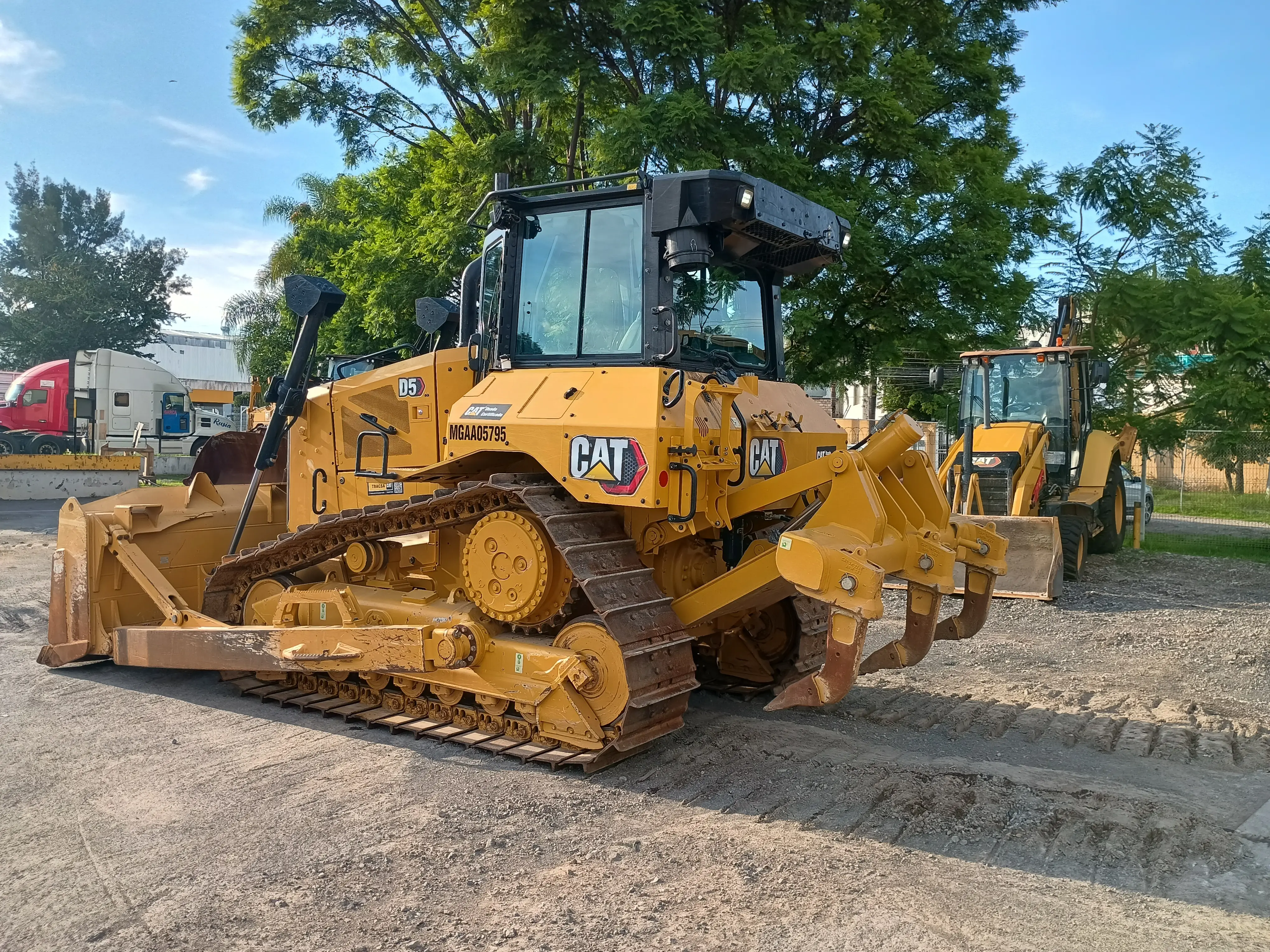 Bulldozer usado cat
