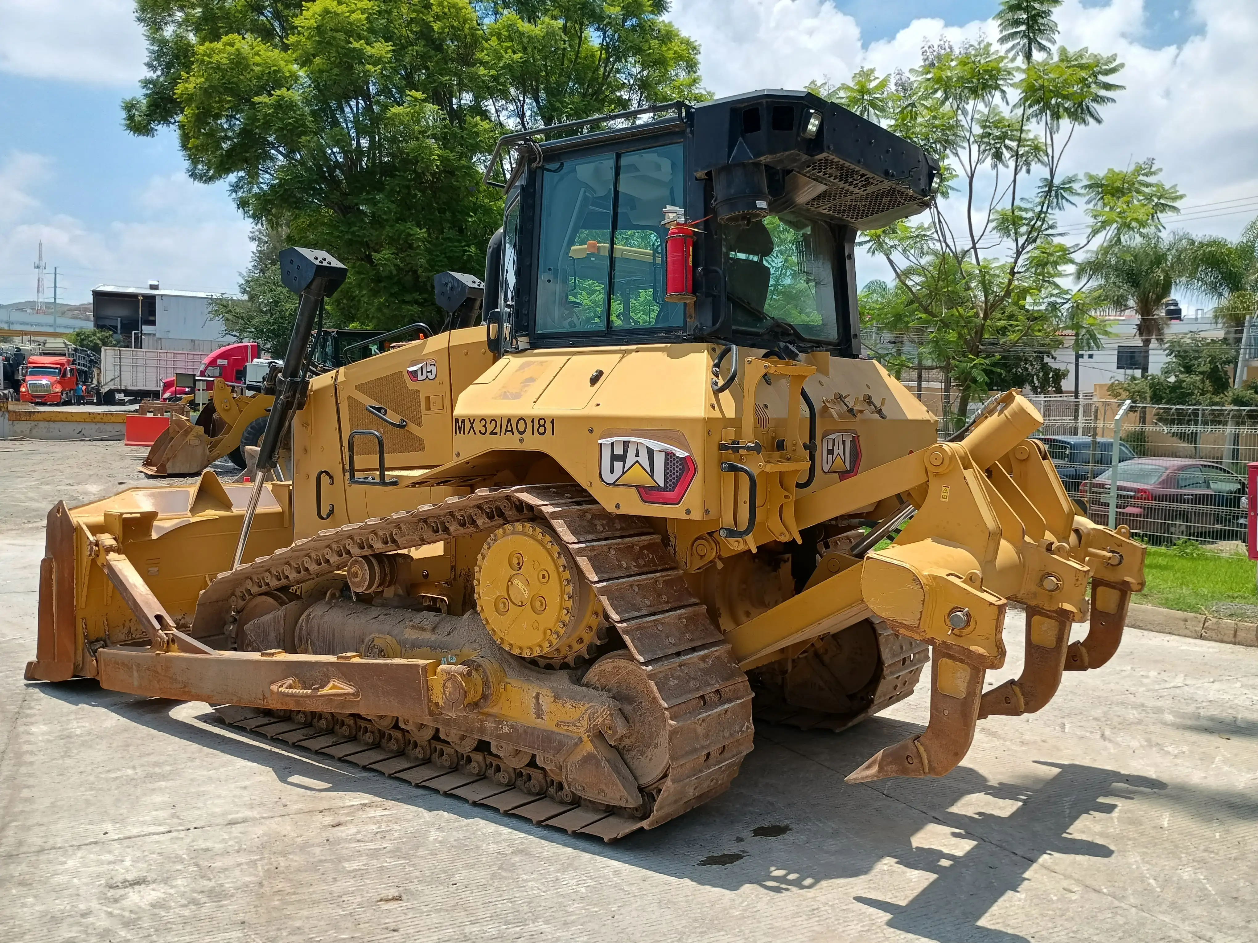 Bulldozer usado cat