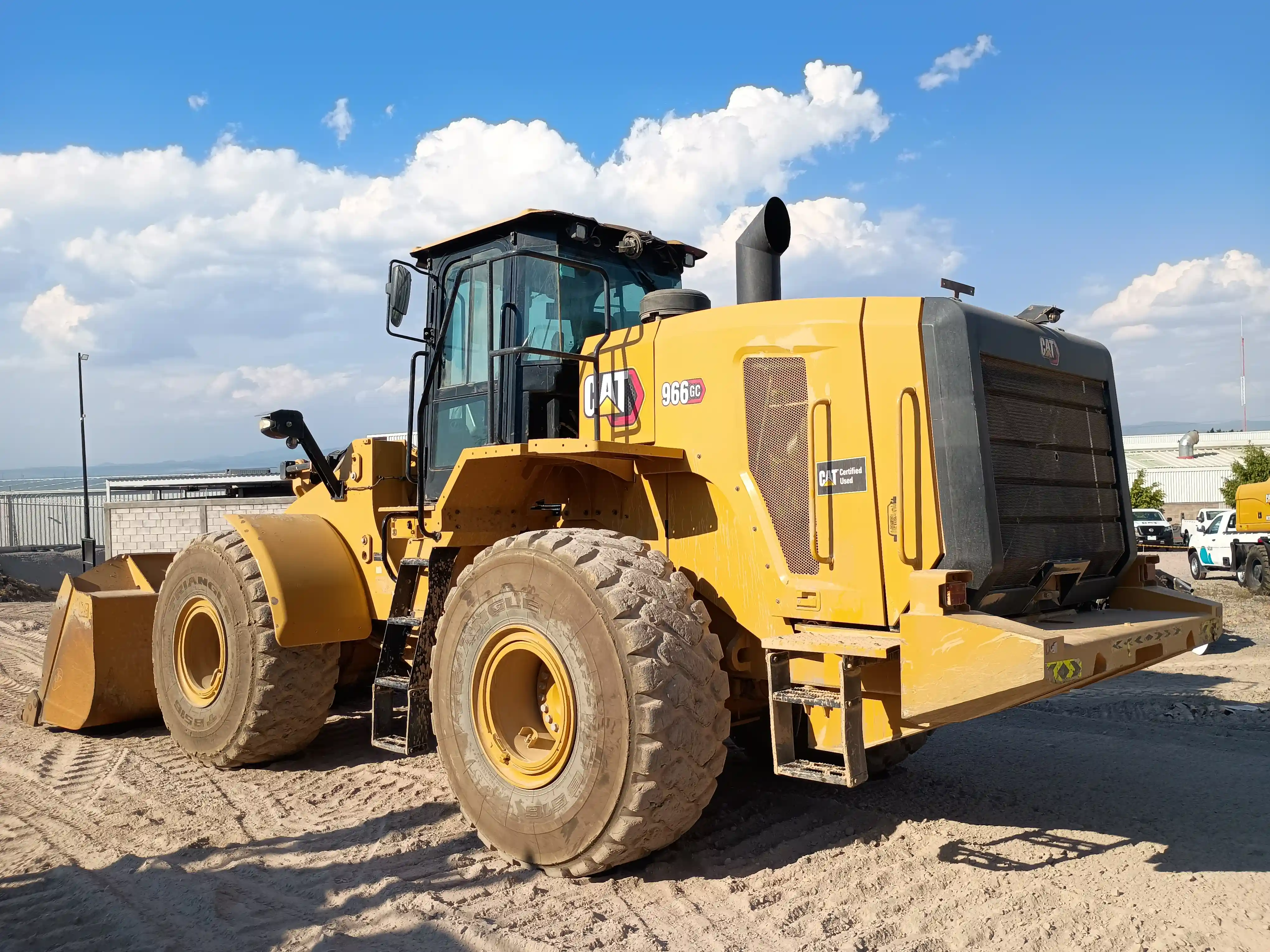 Cargador frontal usado