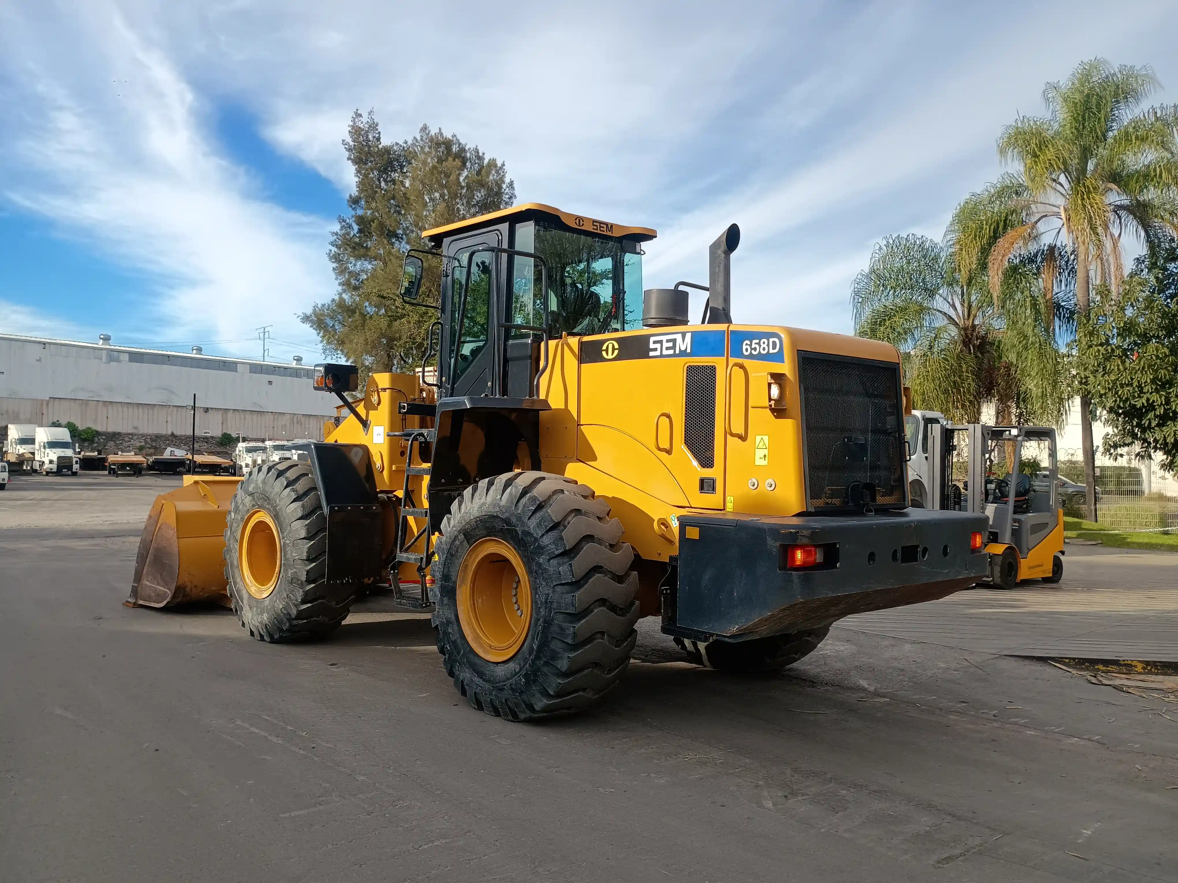 Cargador frontal usado