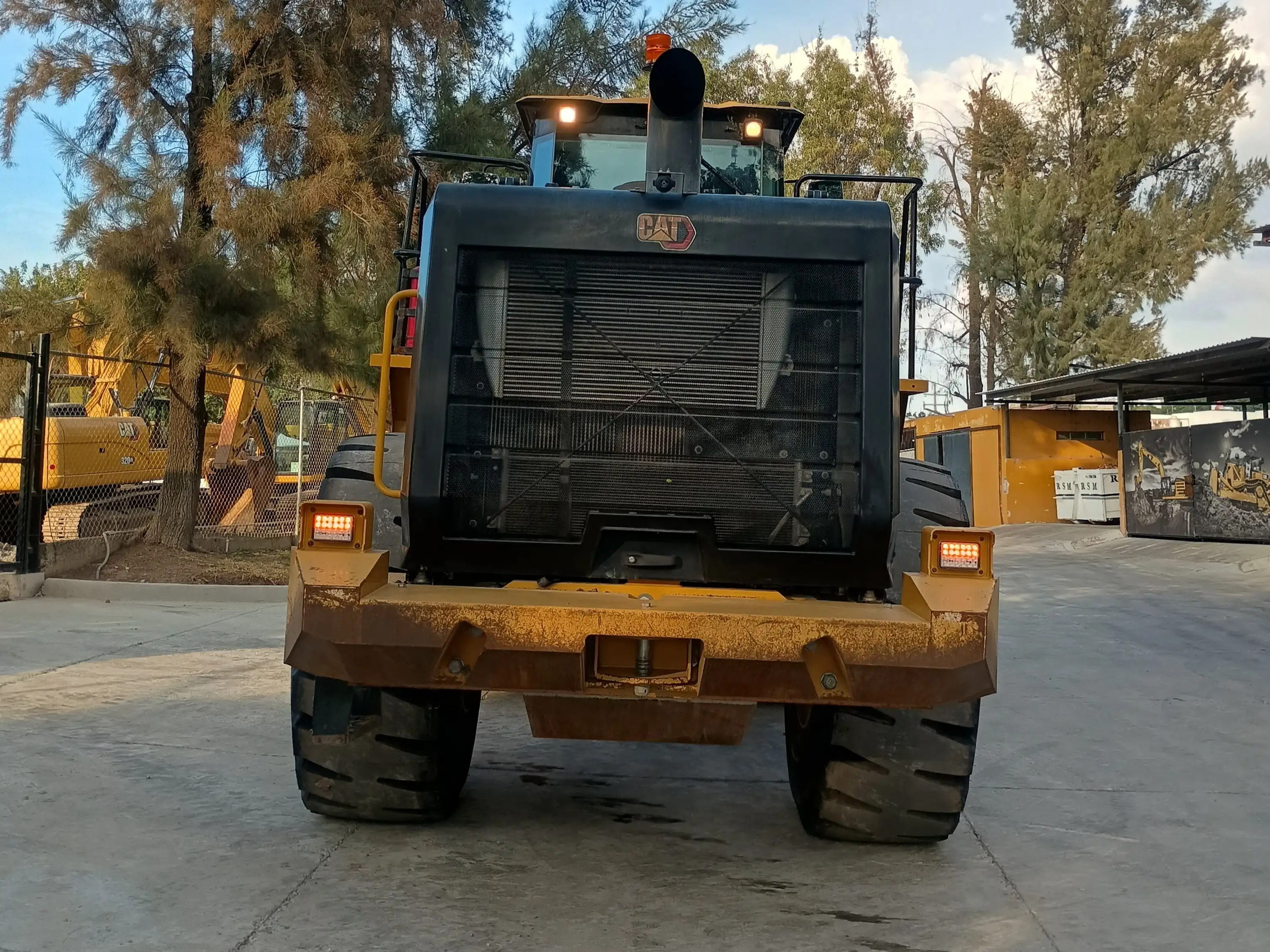 Cargador frontal usado