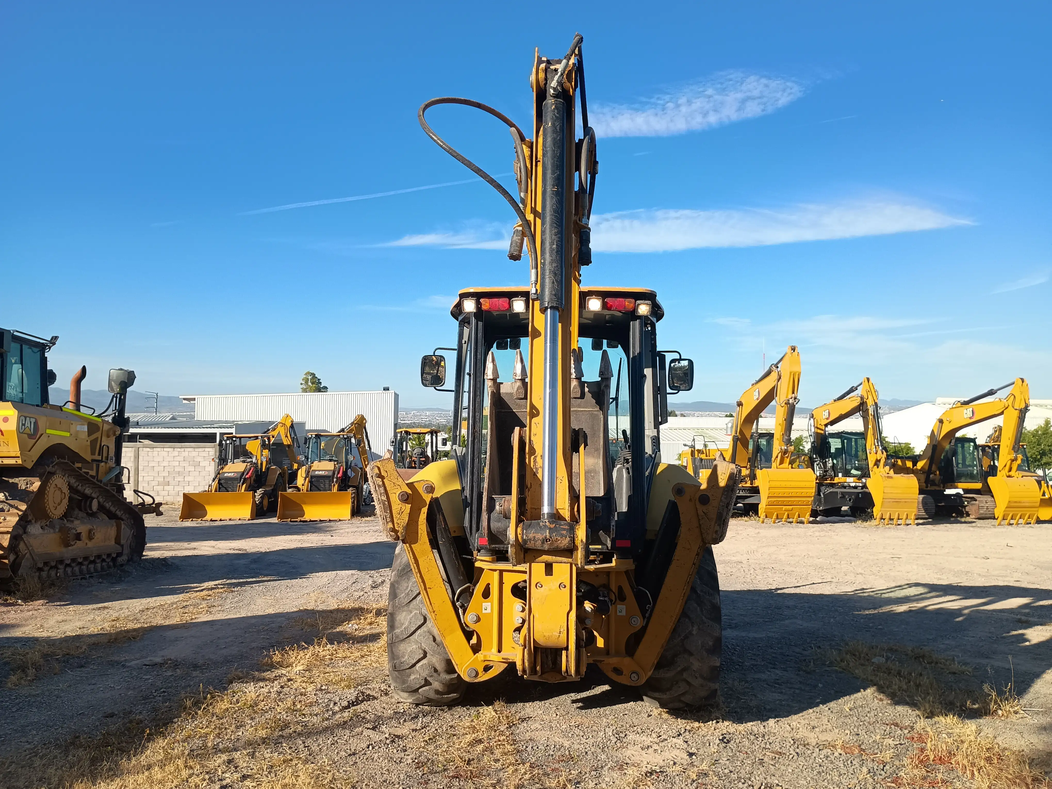 Retroexcavadora usada cat