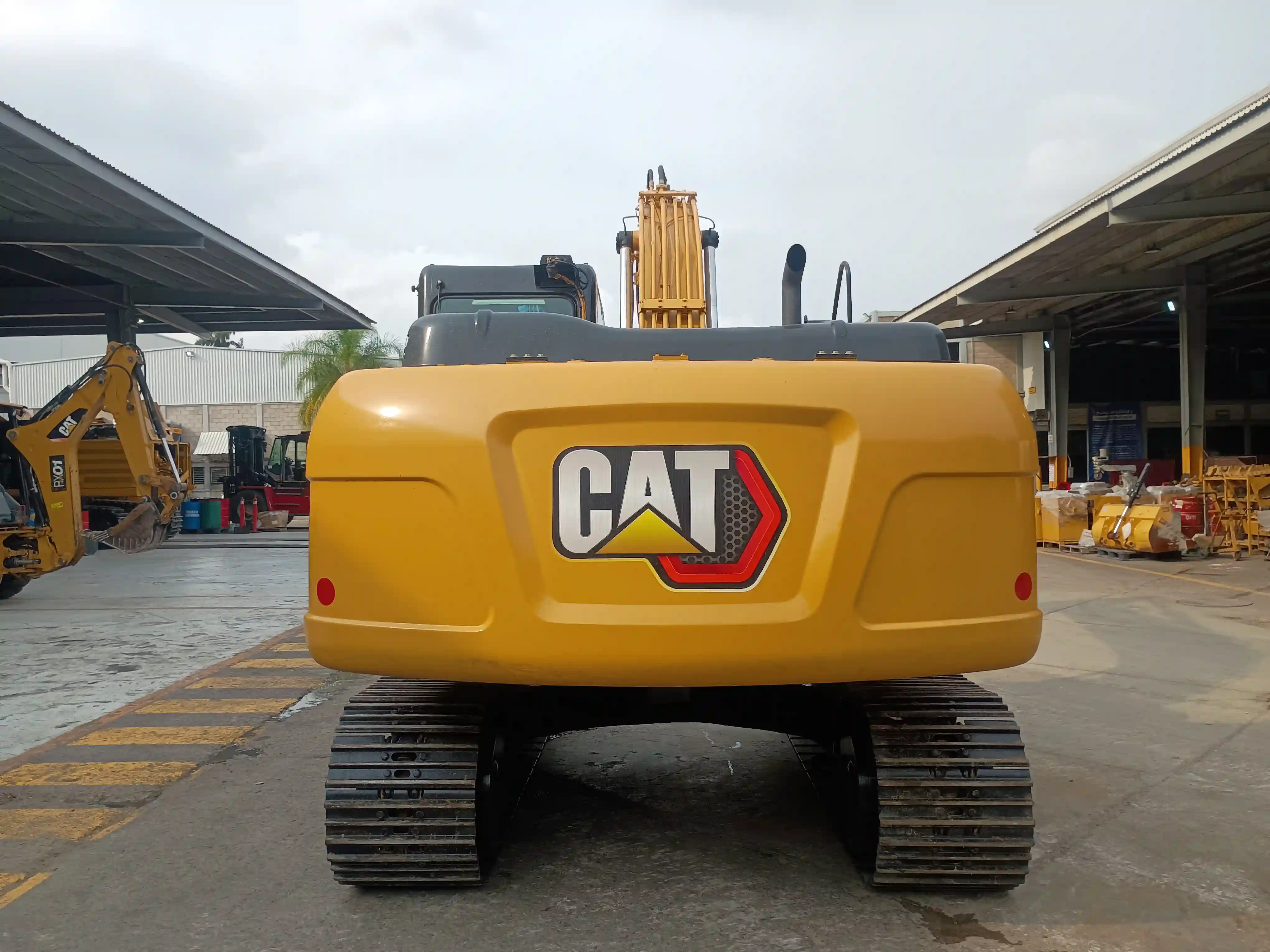 Excavadora usada cat