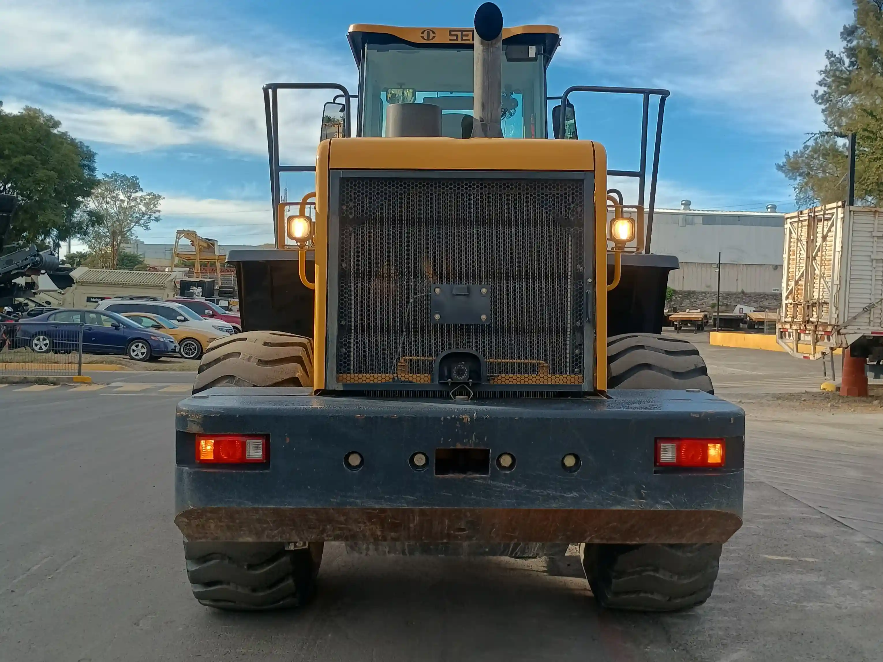 Cargador frontal usado