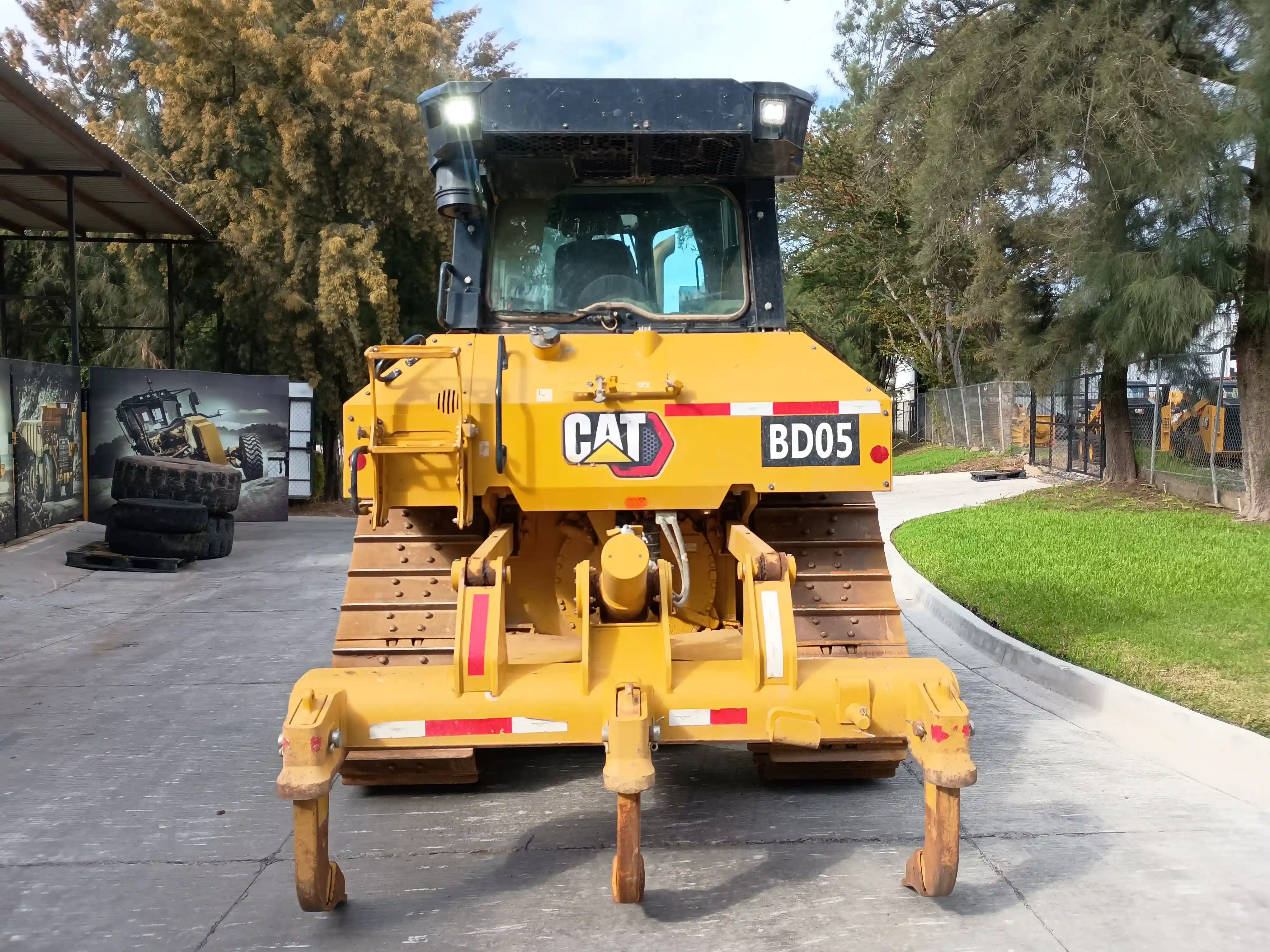 Bulldozer usado cat