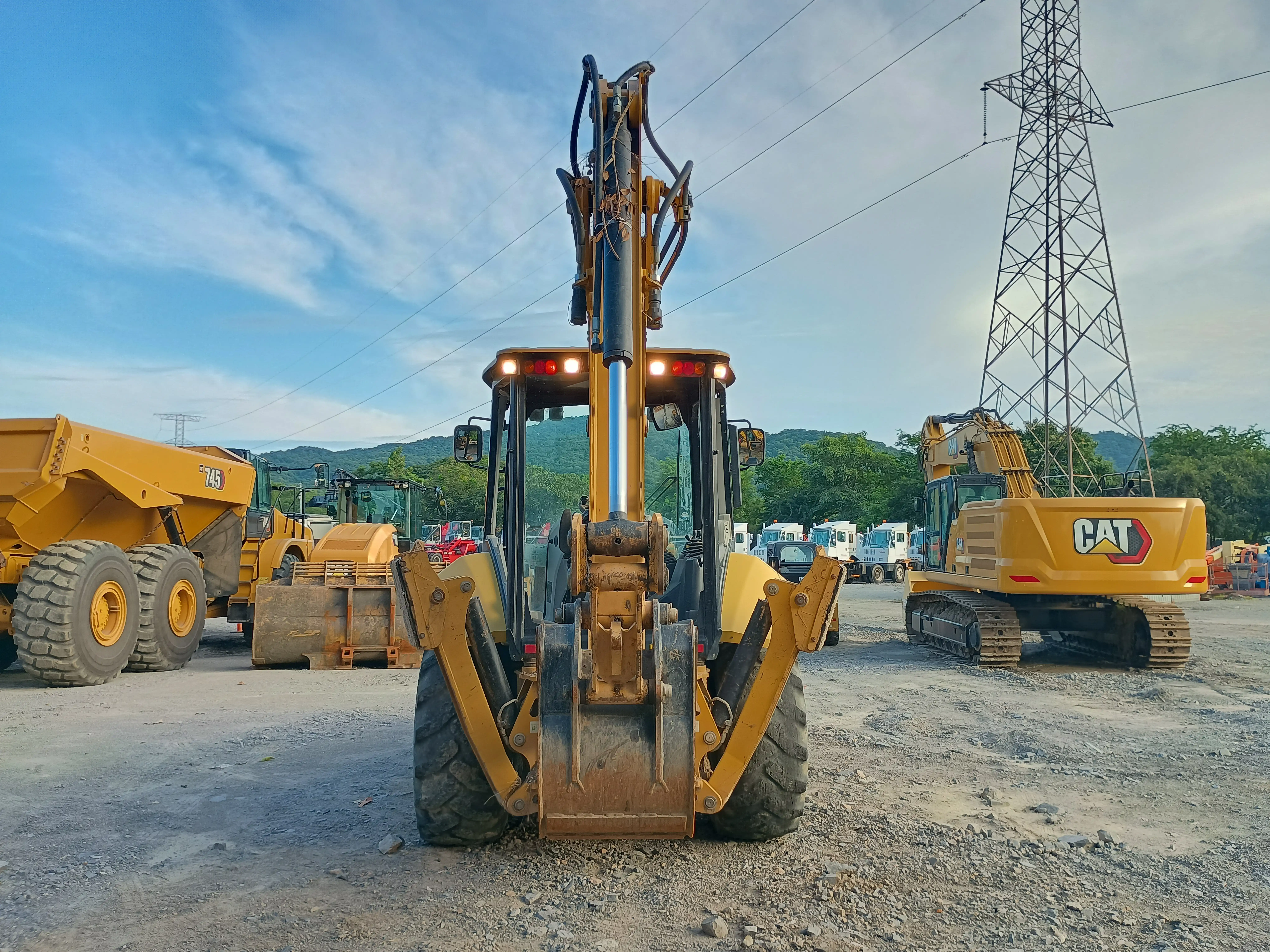 Retroexcavadora usada cat