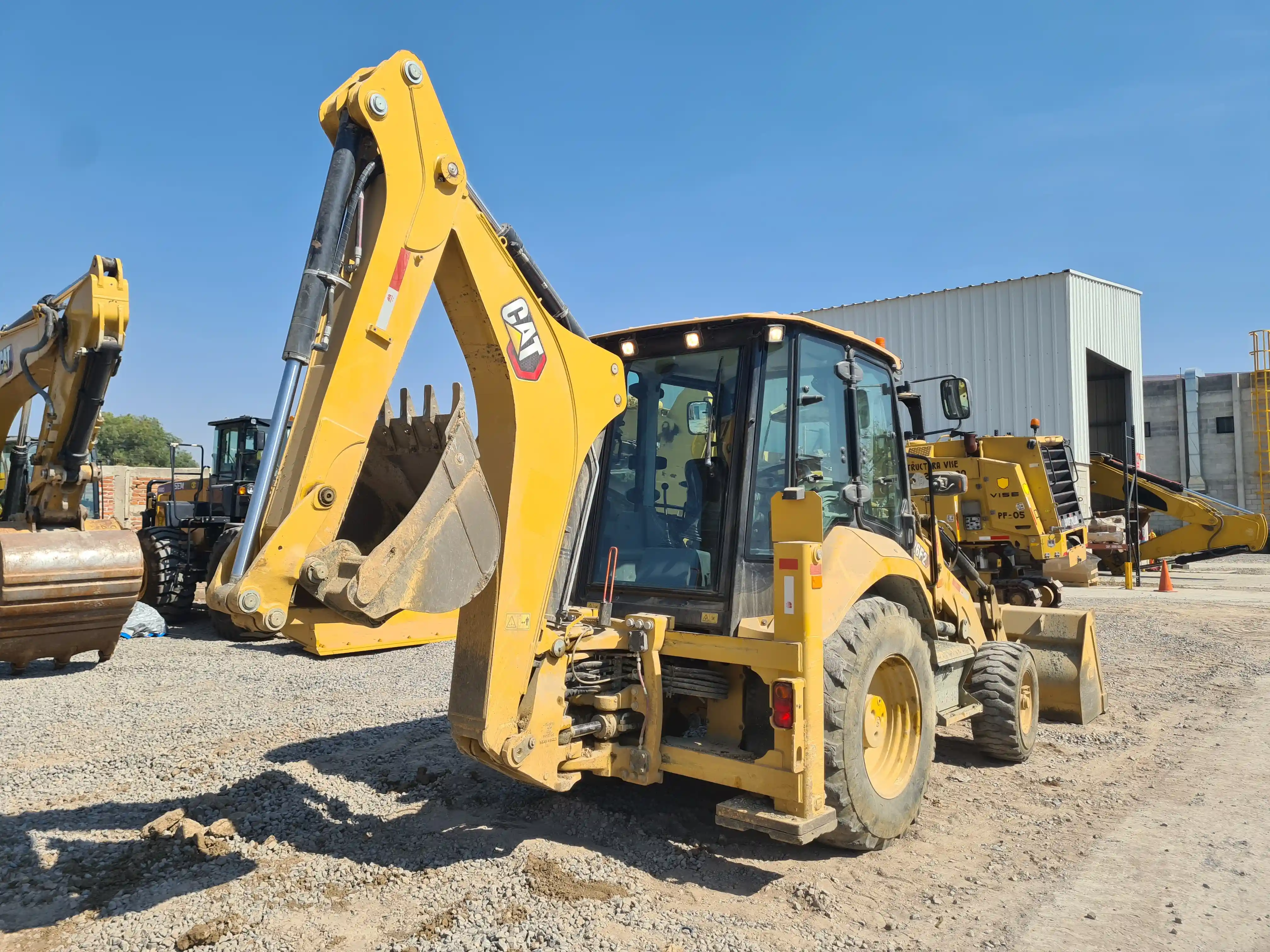 Retroexcavadora usada cat