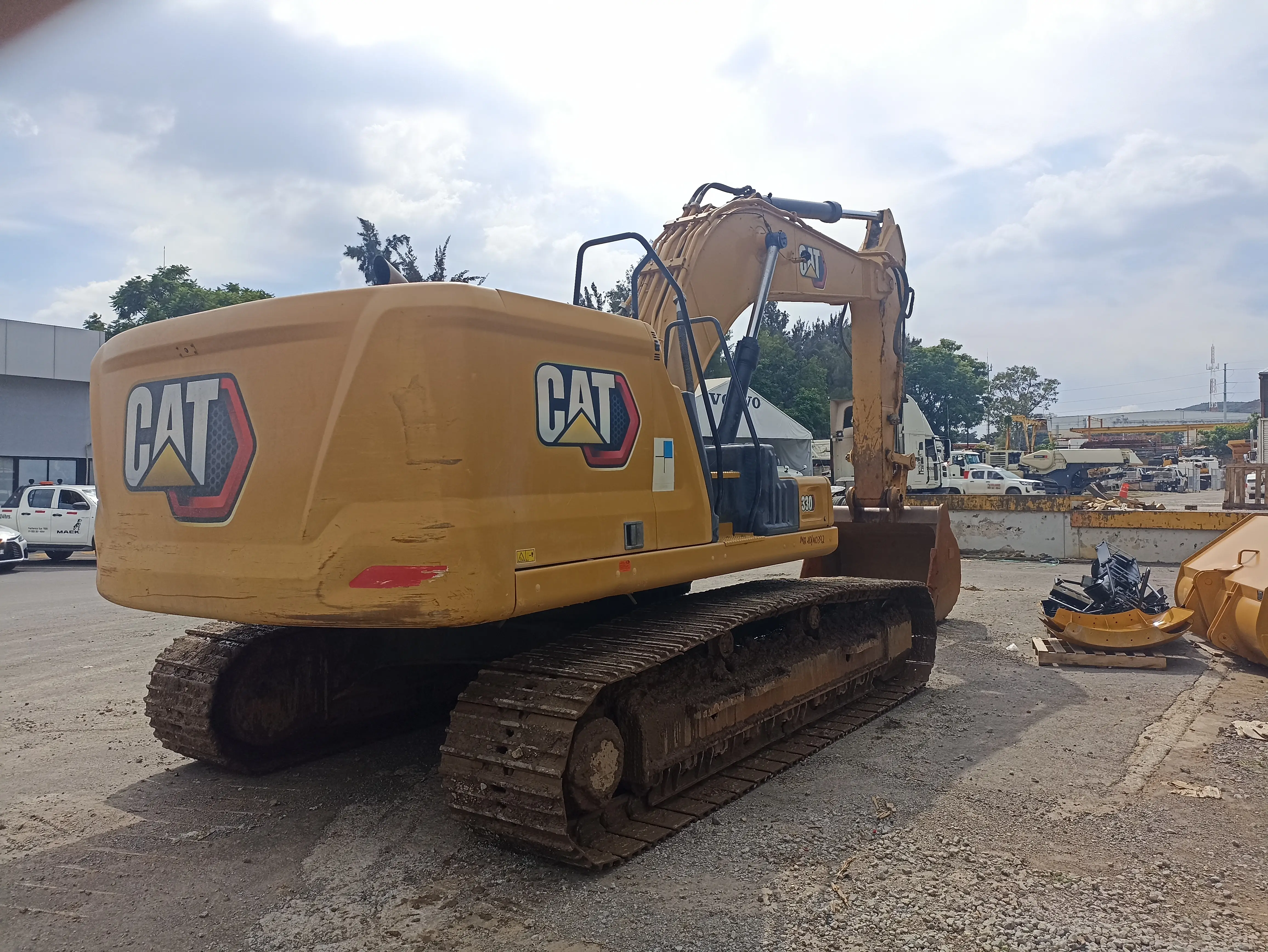 Excavadora usada cat