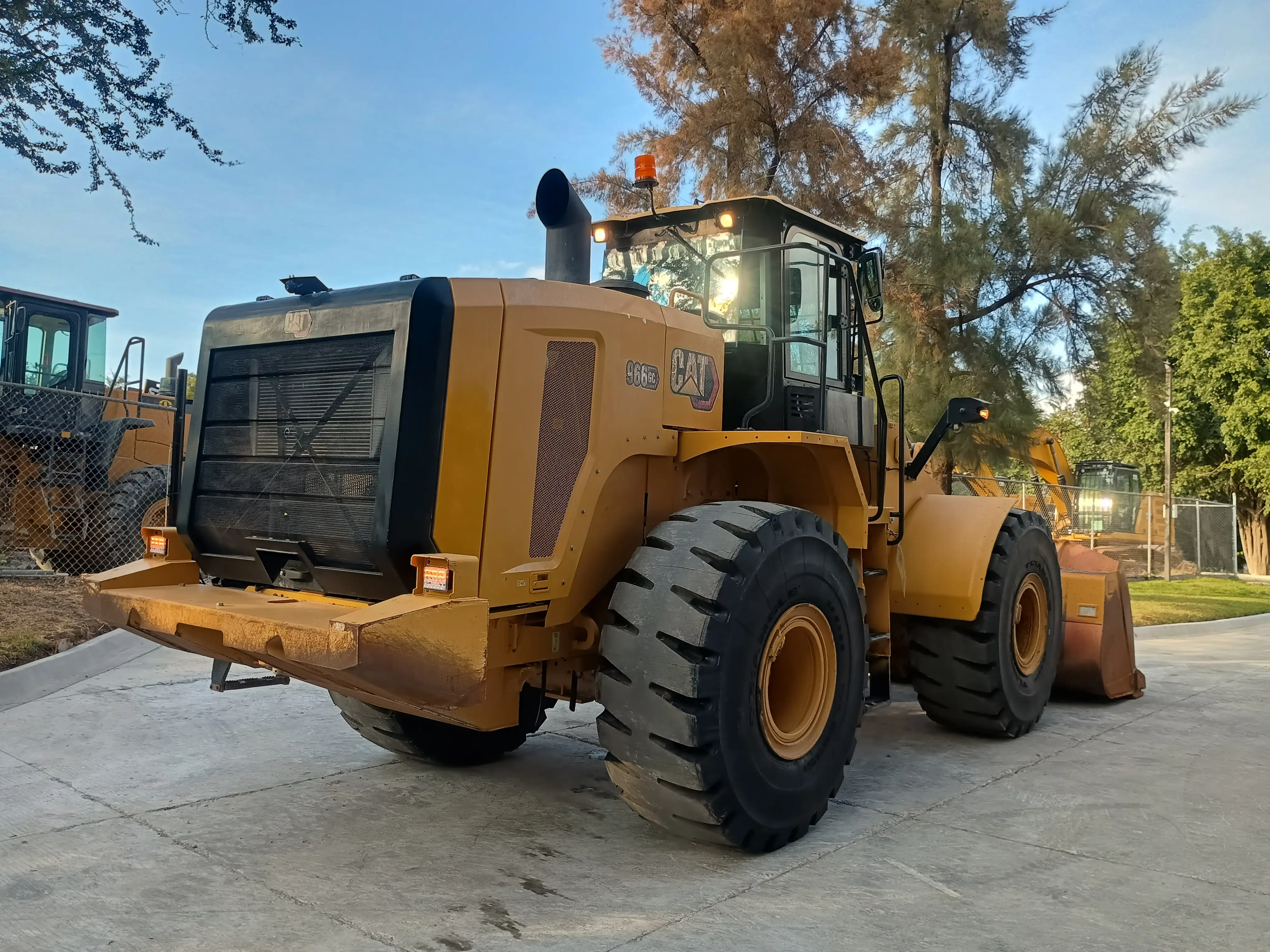 Cargador frontal usado