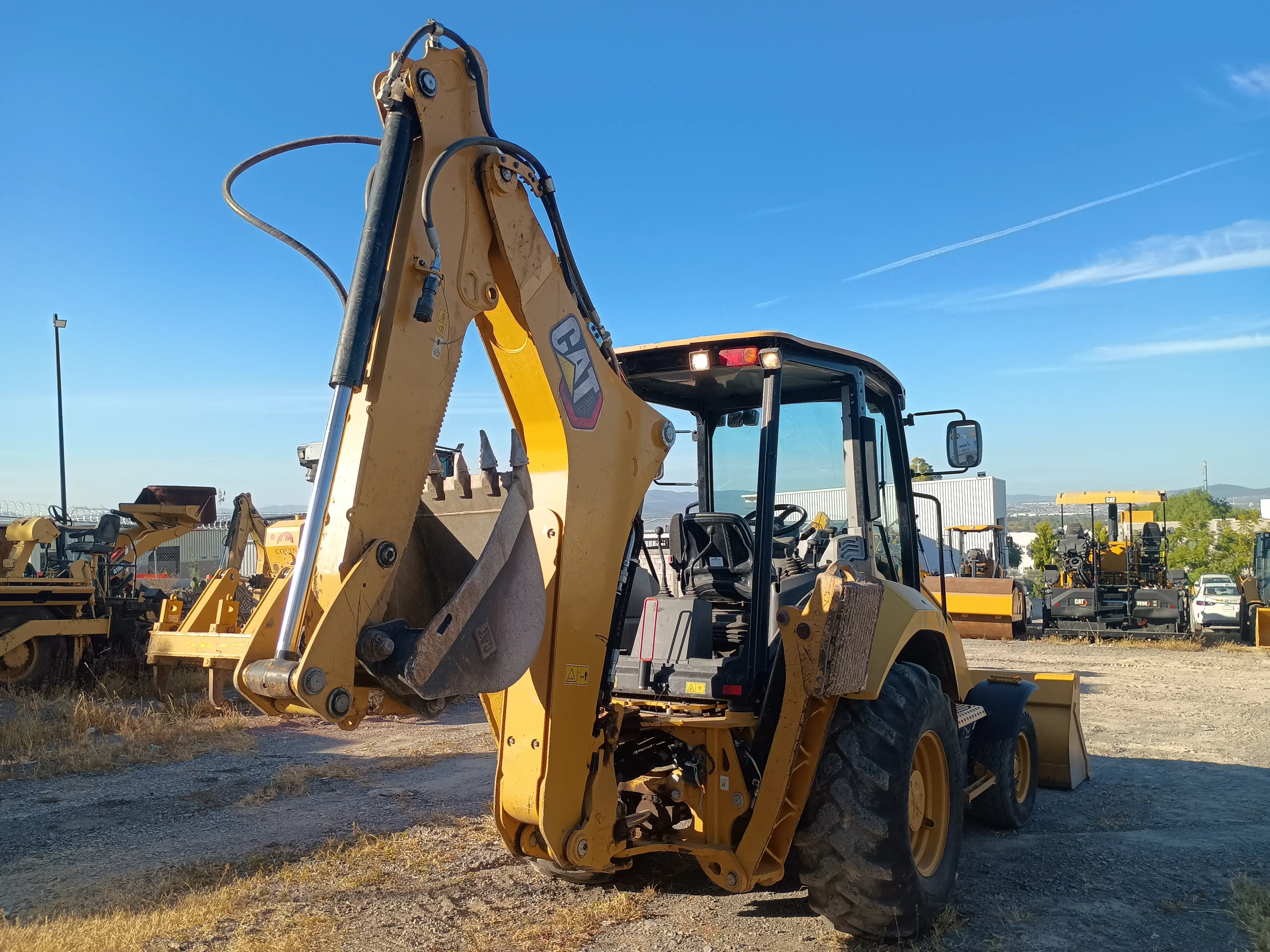 Retroexcavadora usada cat