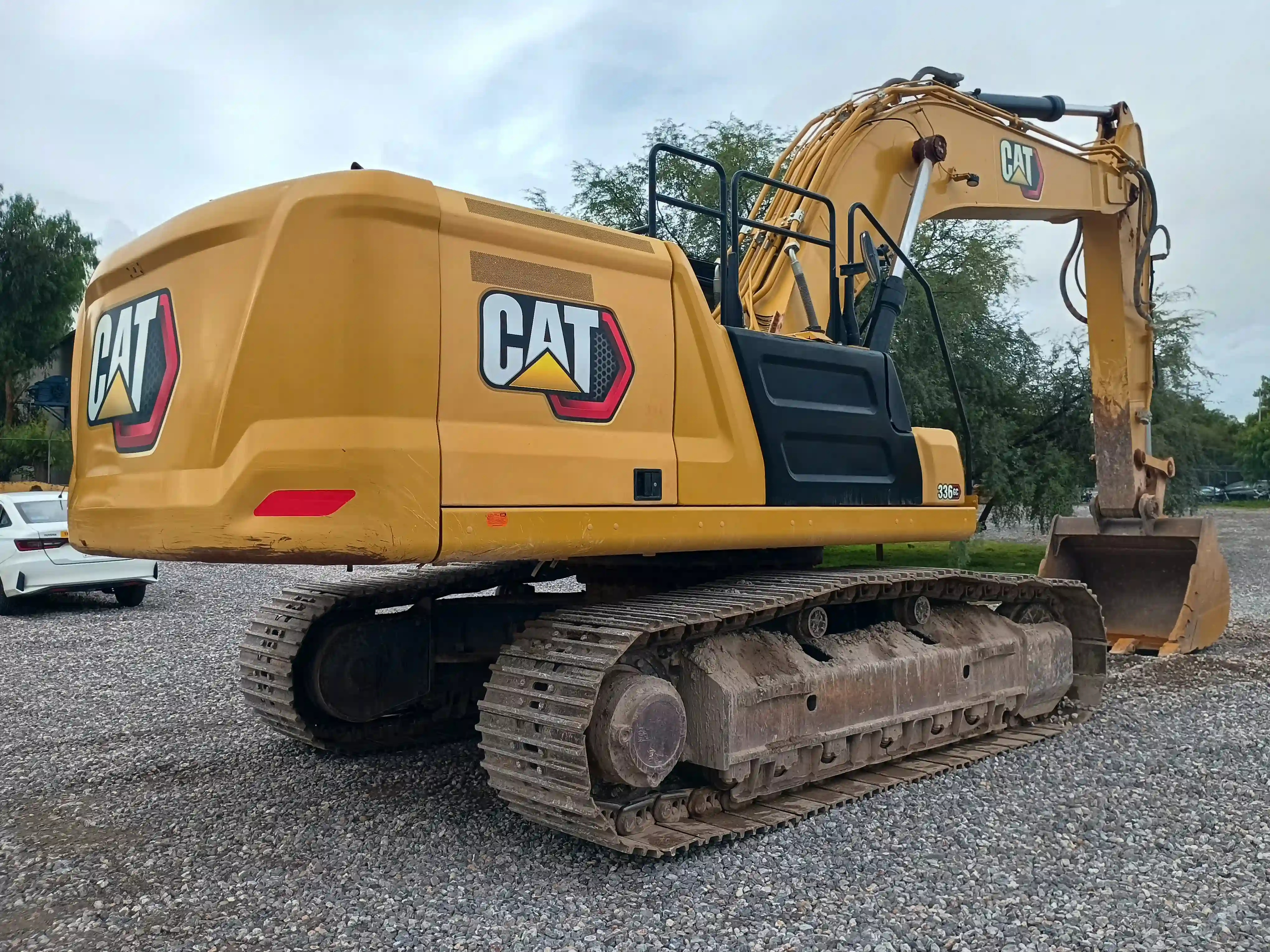 Excavadora usada cat