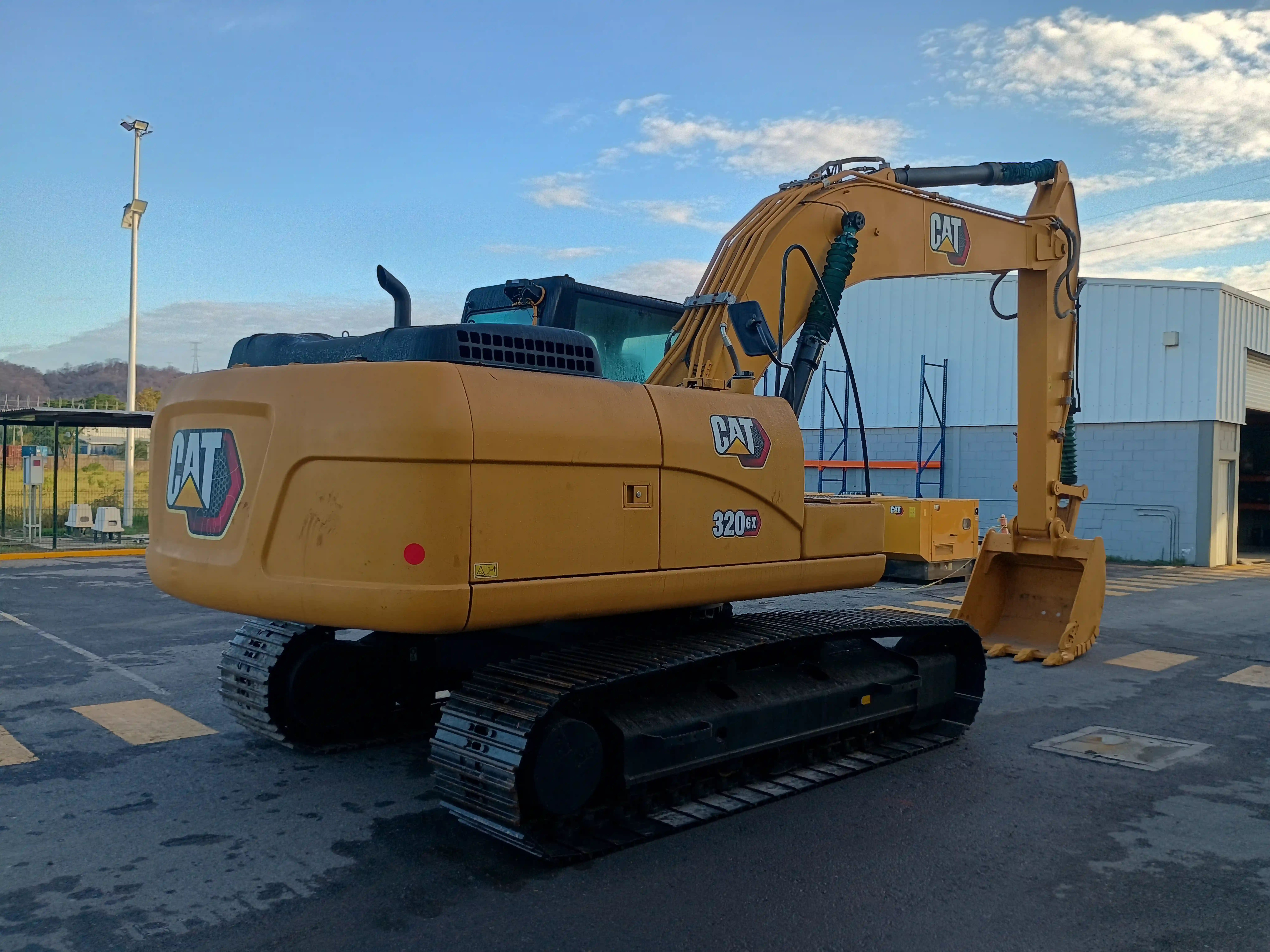Excavadora usada cat